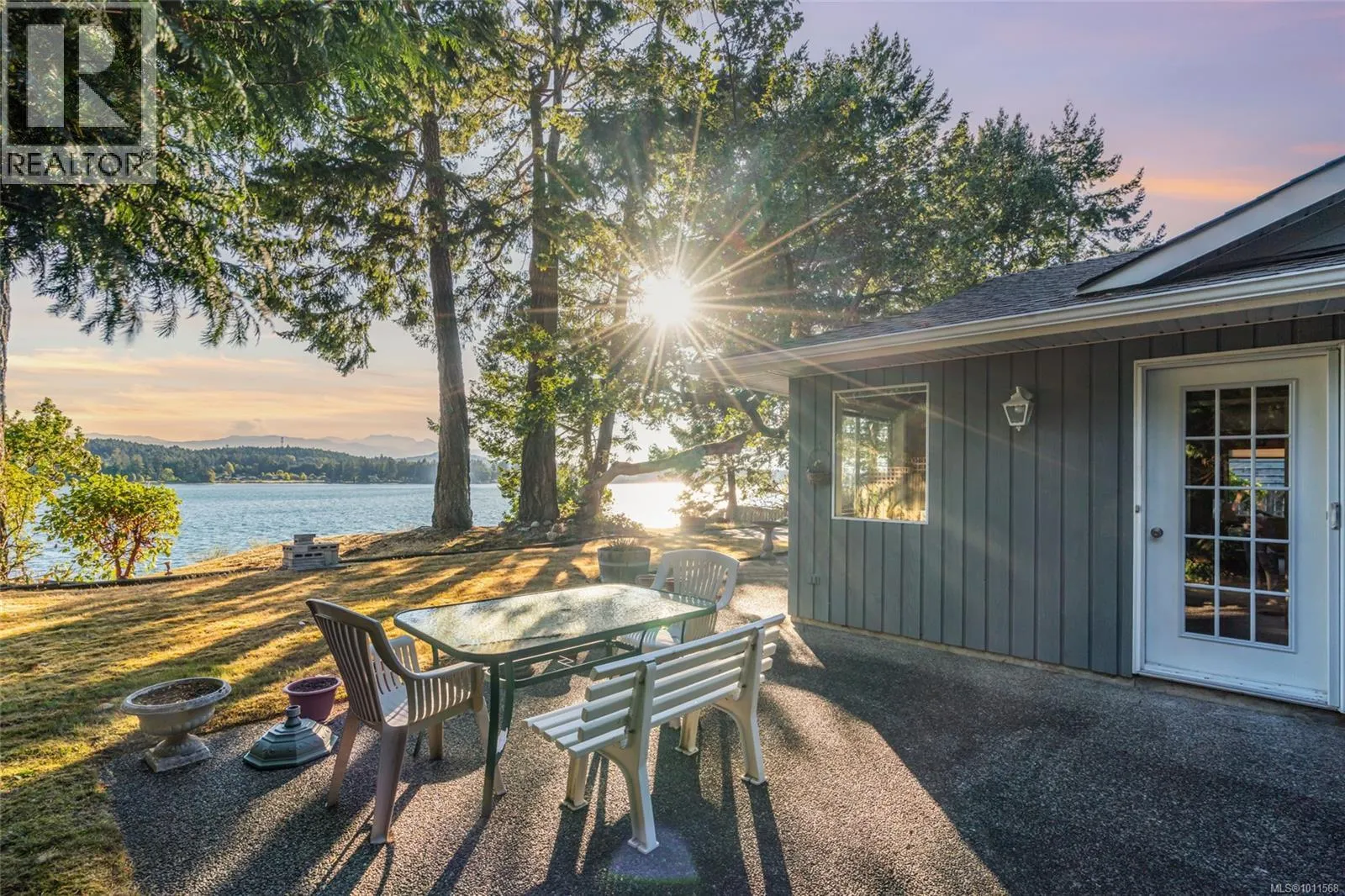 1419 Madrona Dr