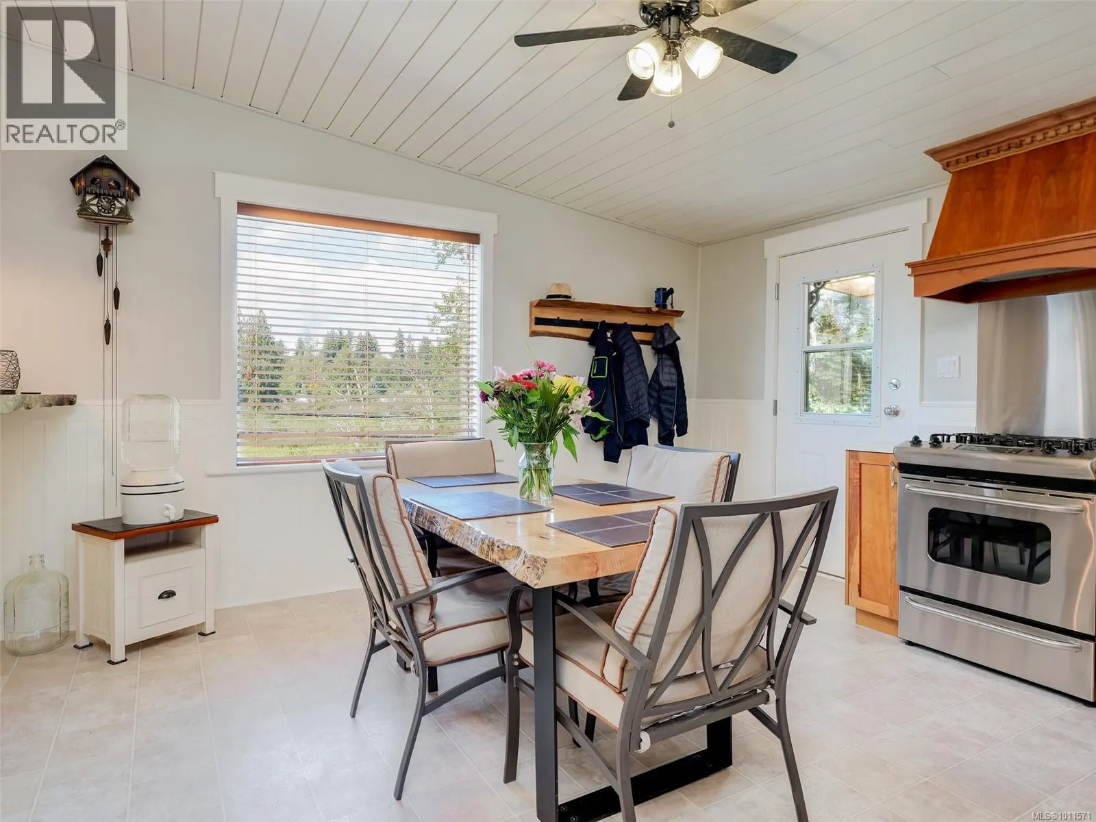 2391 Shawnigan Lake Rd