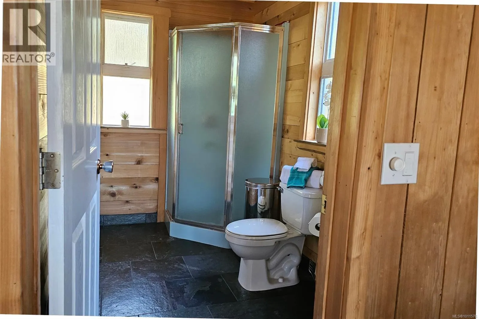 Lot 4 Maple Bay Rd