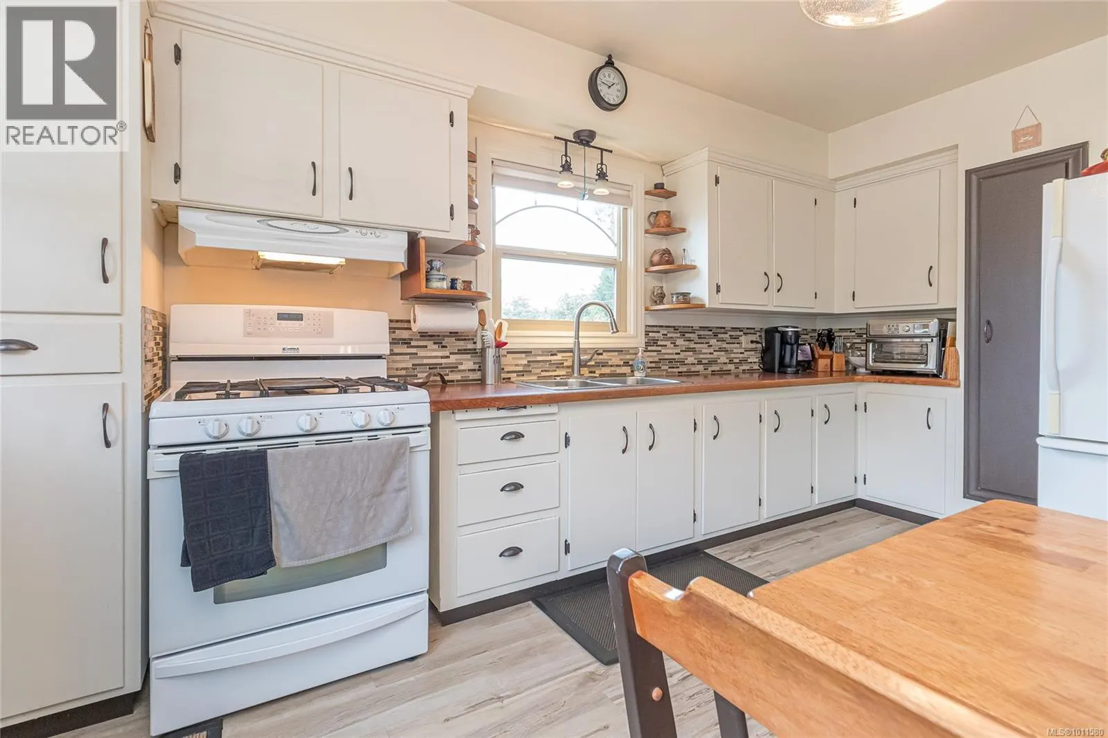 9381 Chemainus Rd