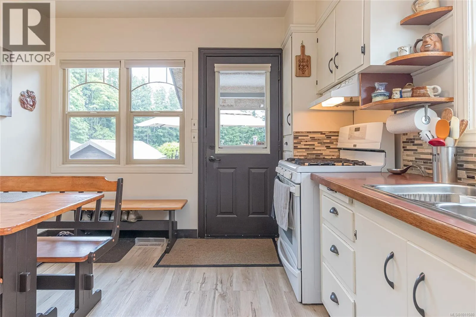 9381 Chemainus Rd