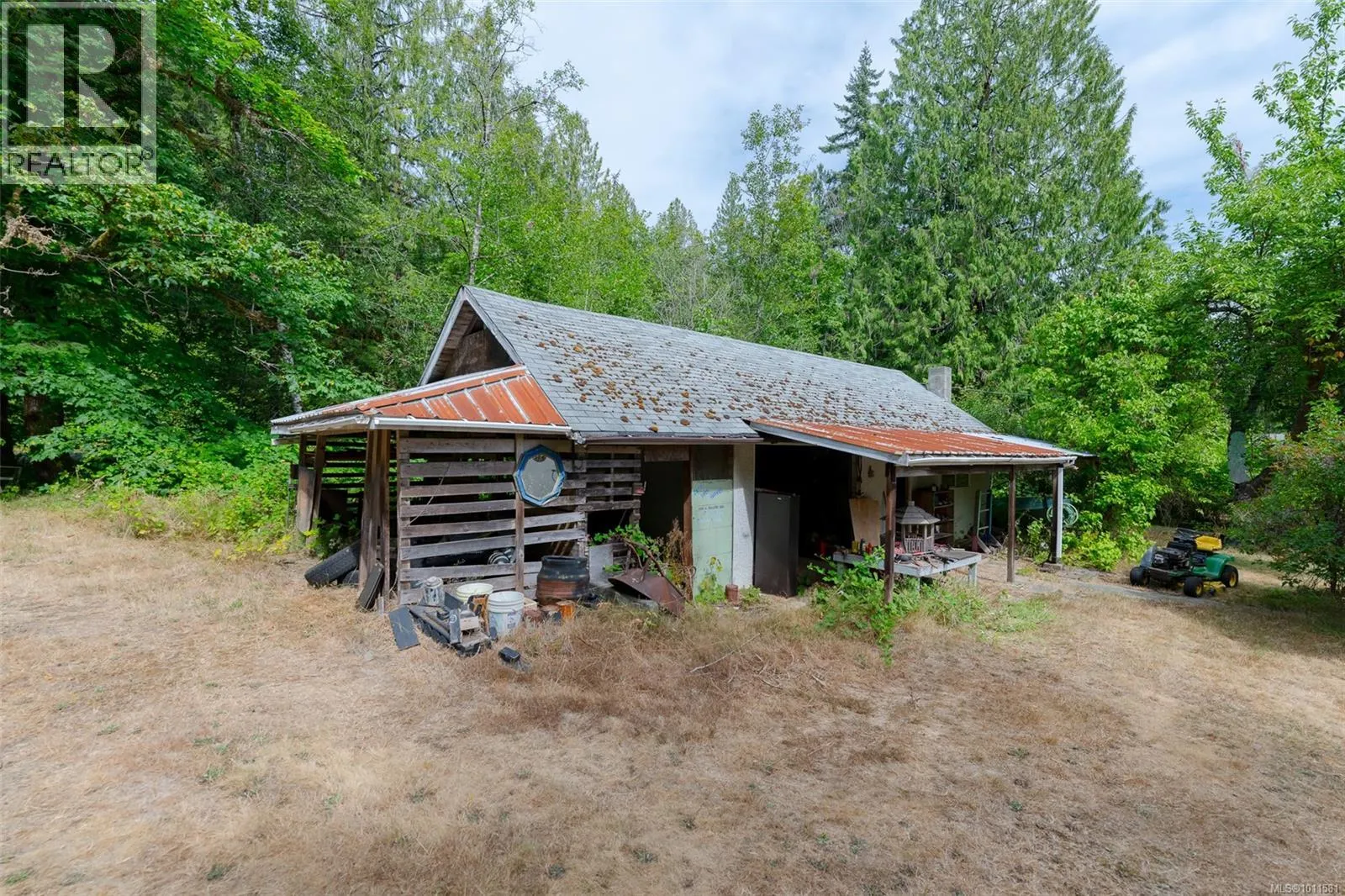 7740 Pacific Rim Hwy