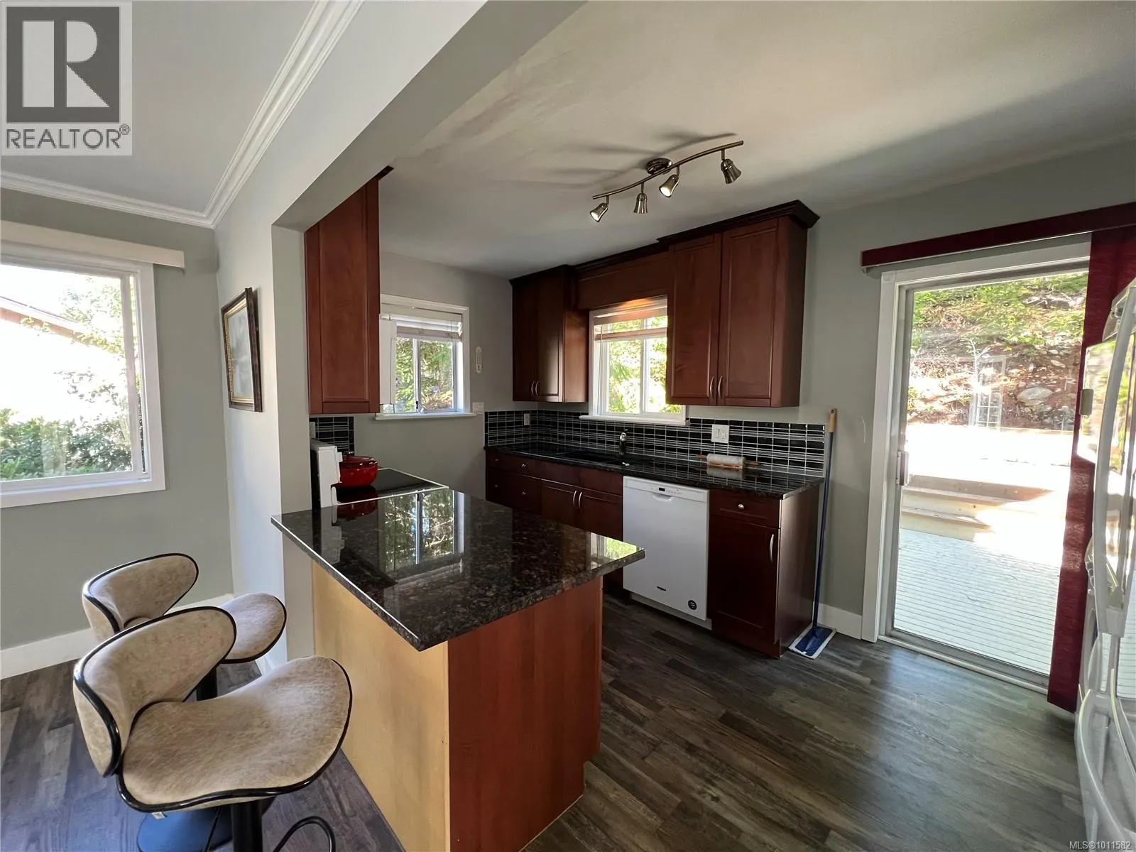 356 Nootka Dr