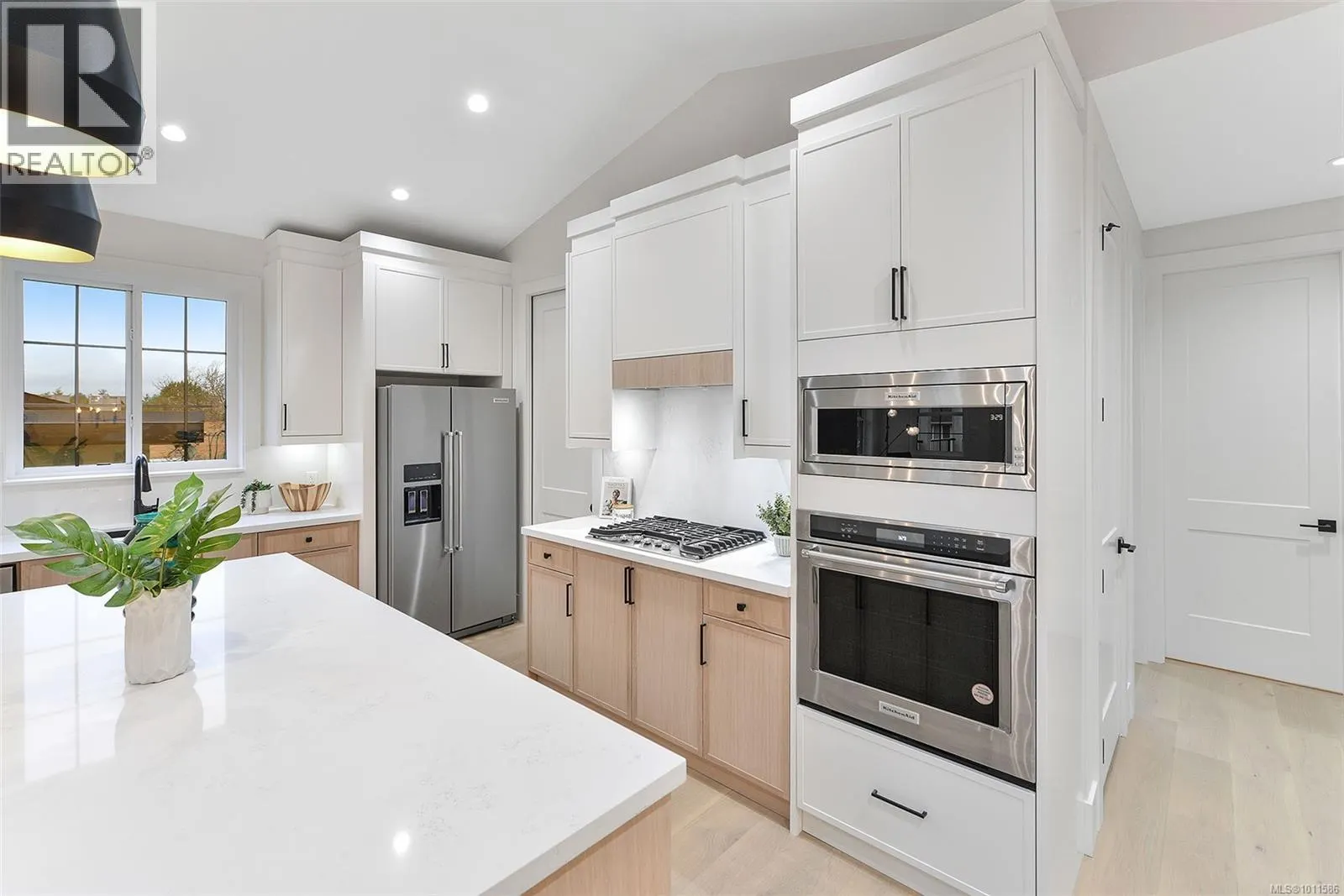 1813 Feltham Rd