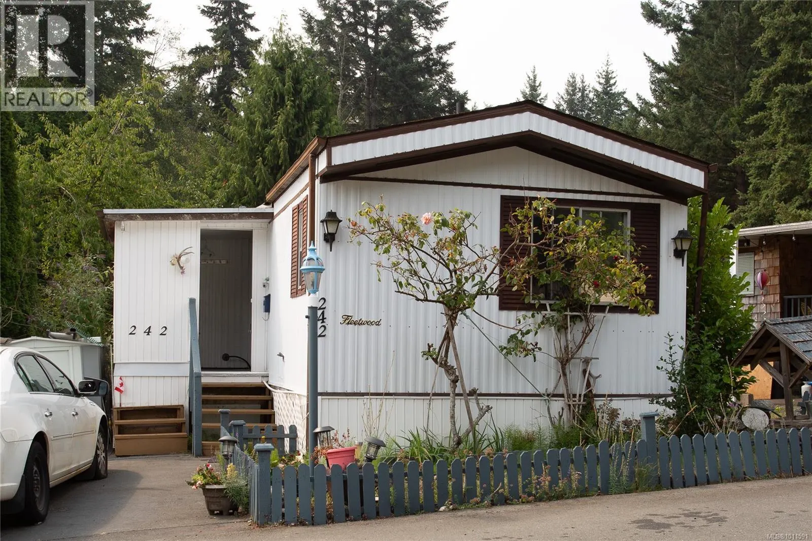 242 2465 Apollo Dr