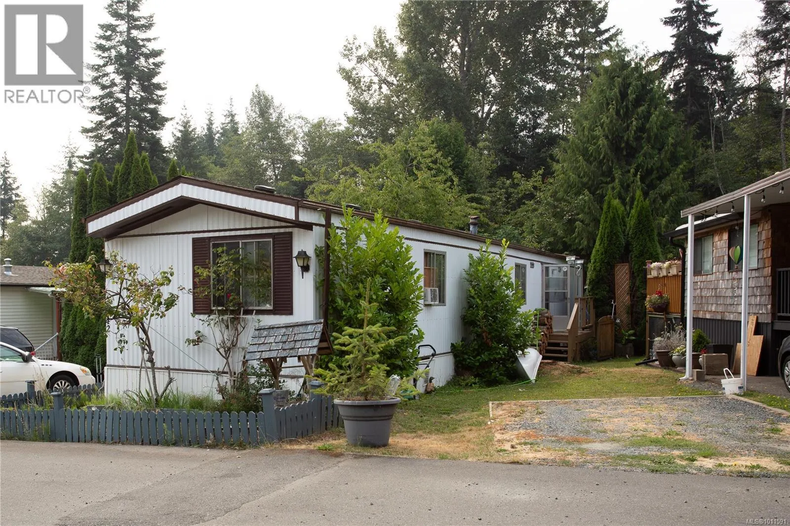 242 2465 Apollo Dr