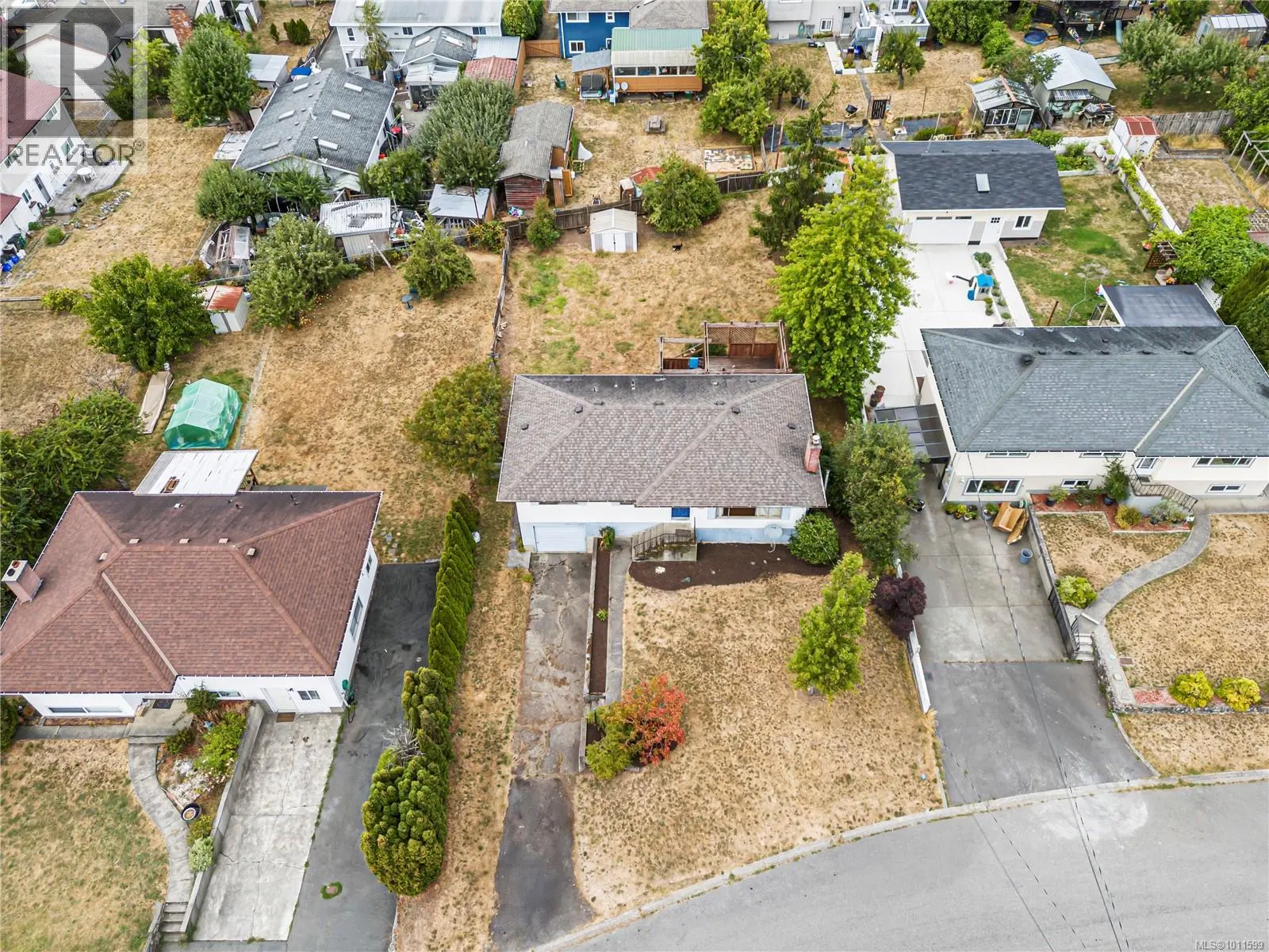728 Genevieve Rd