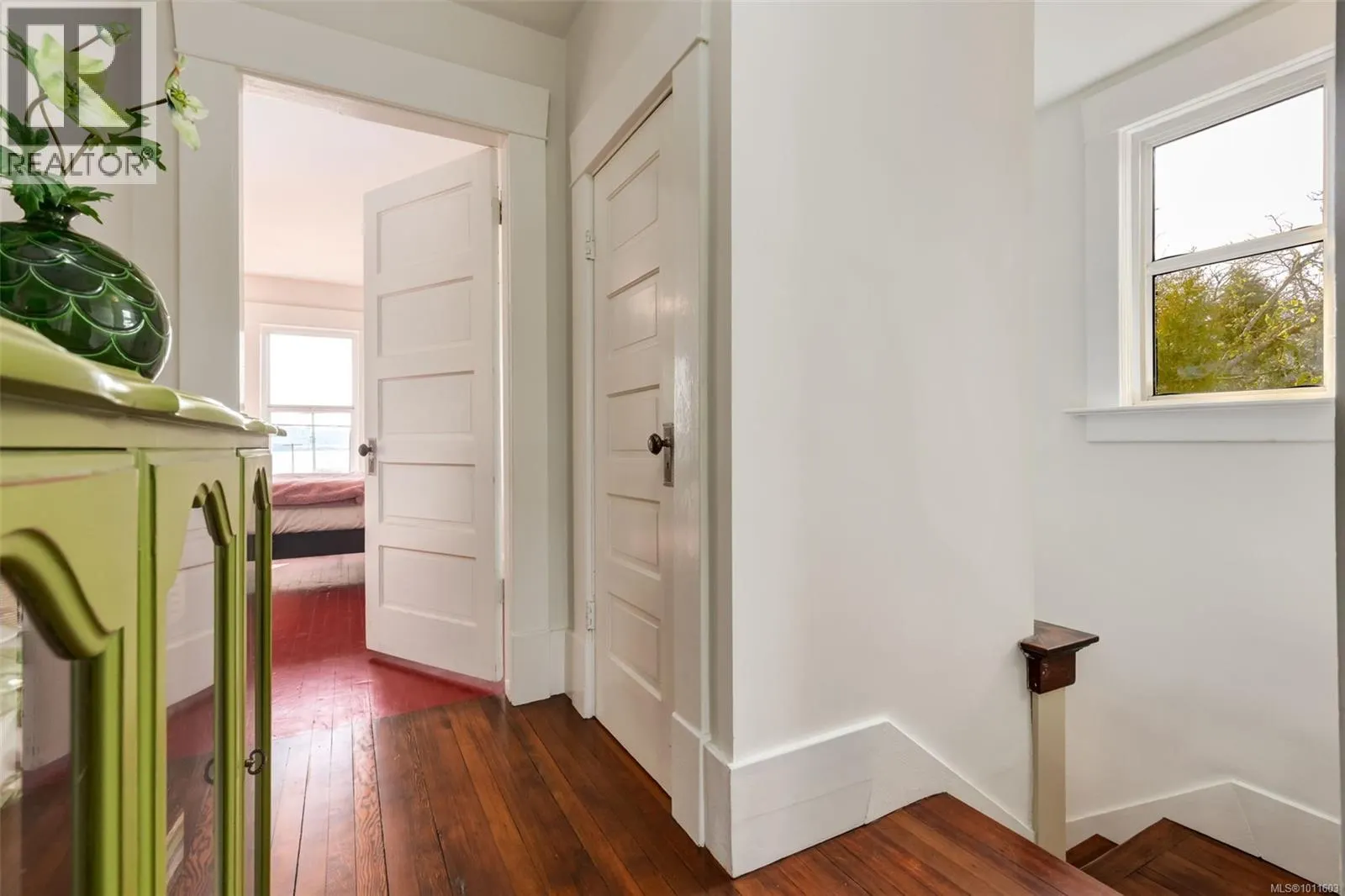 302 Victoria Rd