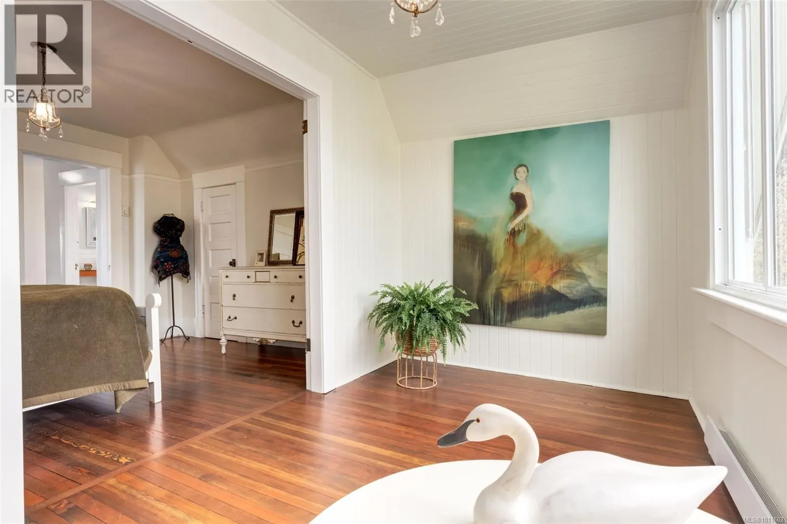 302 Victoria Rd