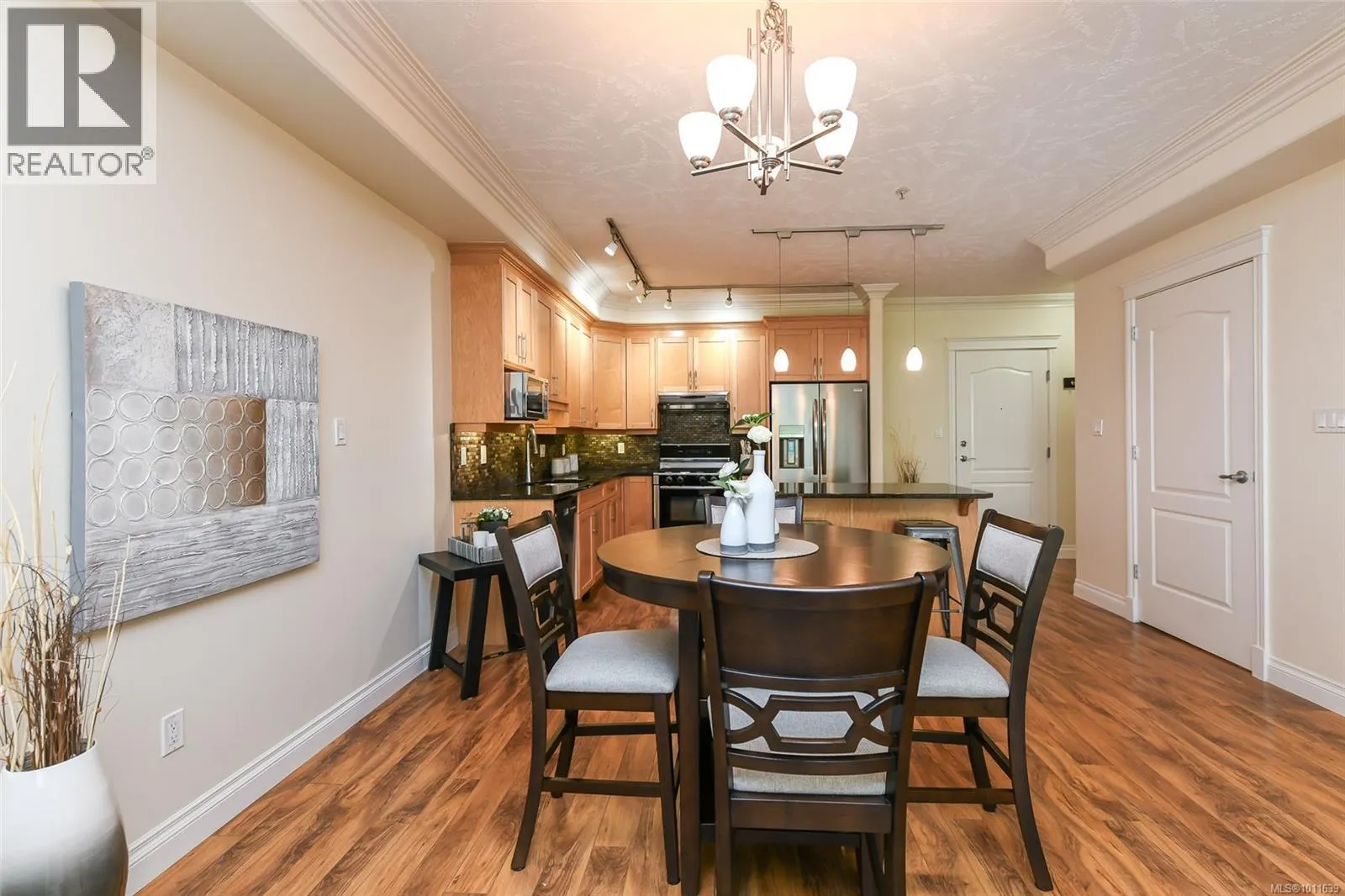 618 3666 Royal Vista Way