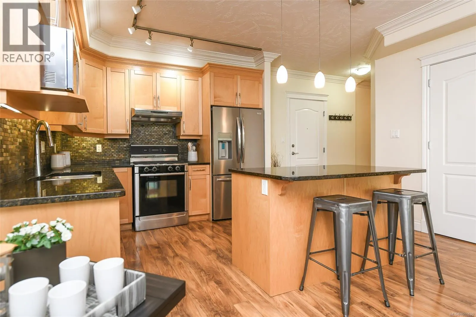 618 3666 Royal Vista Way