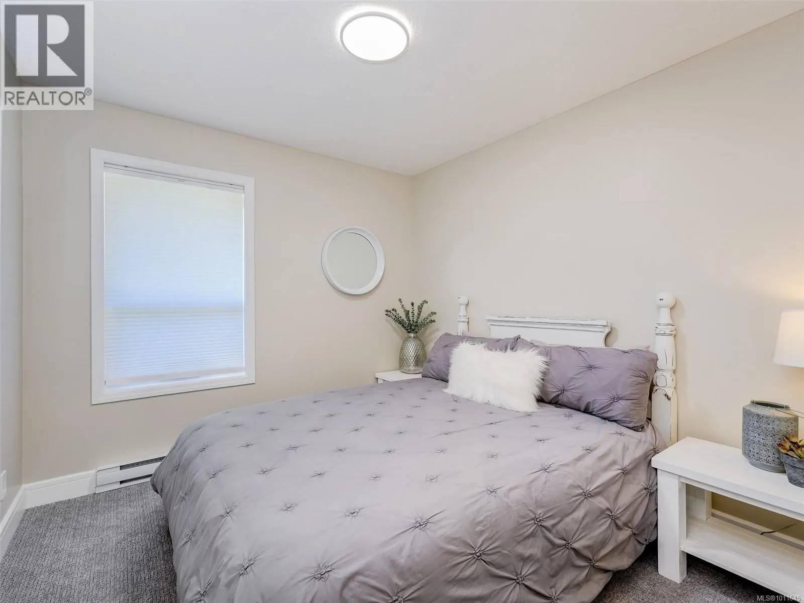 4774 Cordova Bay Rd