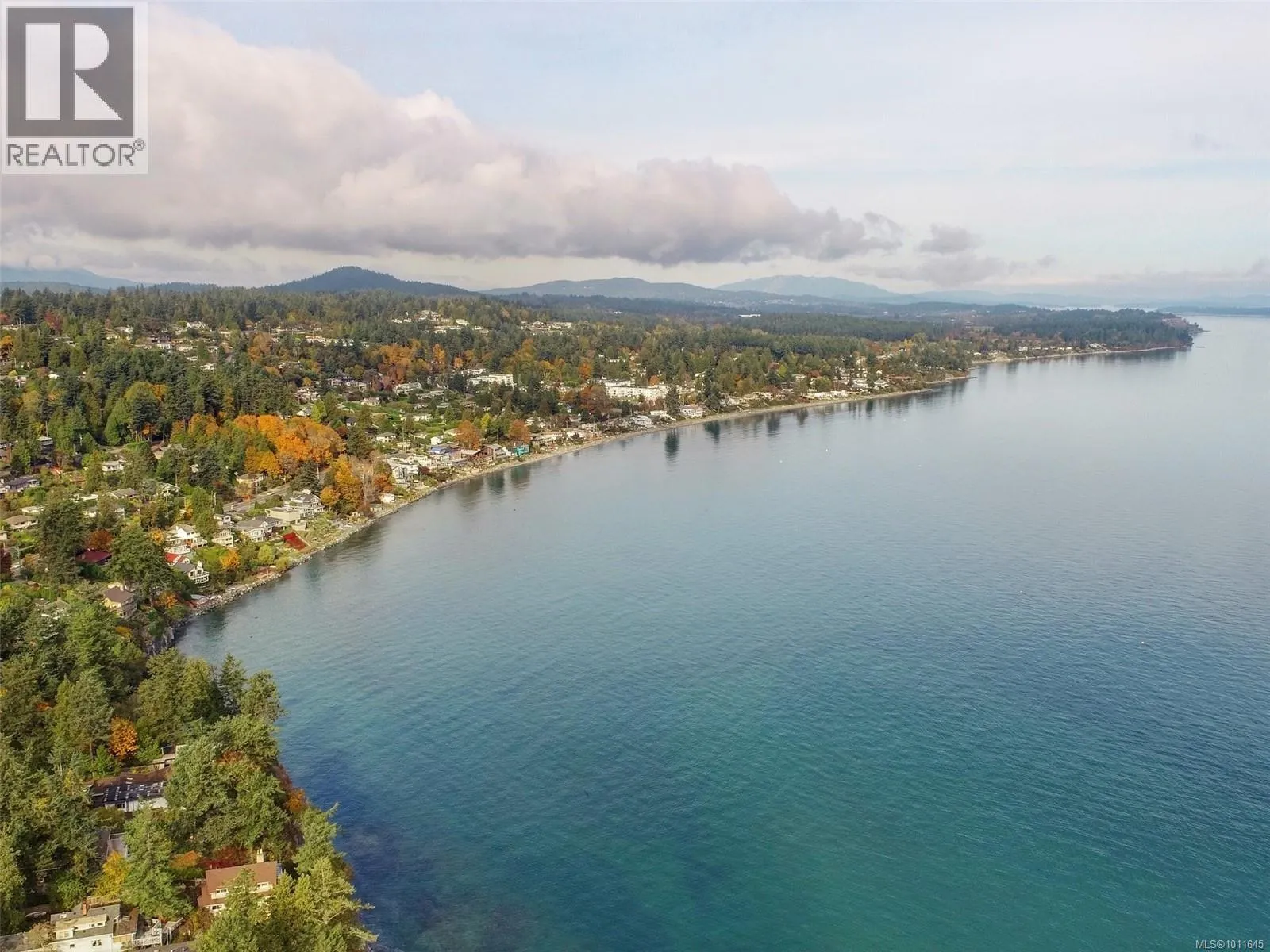 4774 Cordova Bay Rd