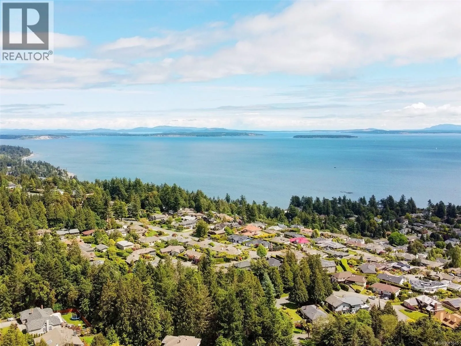 4774 Cordova Bay Rd