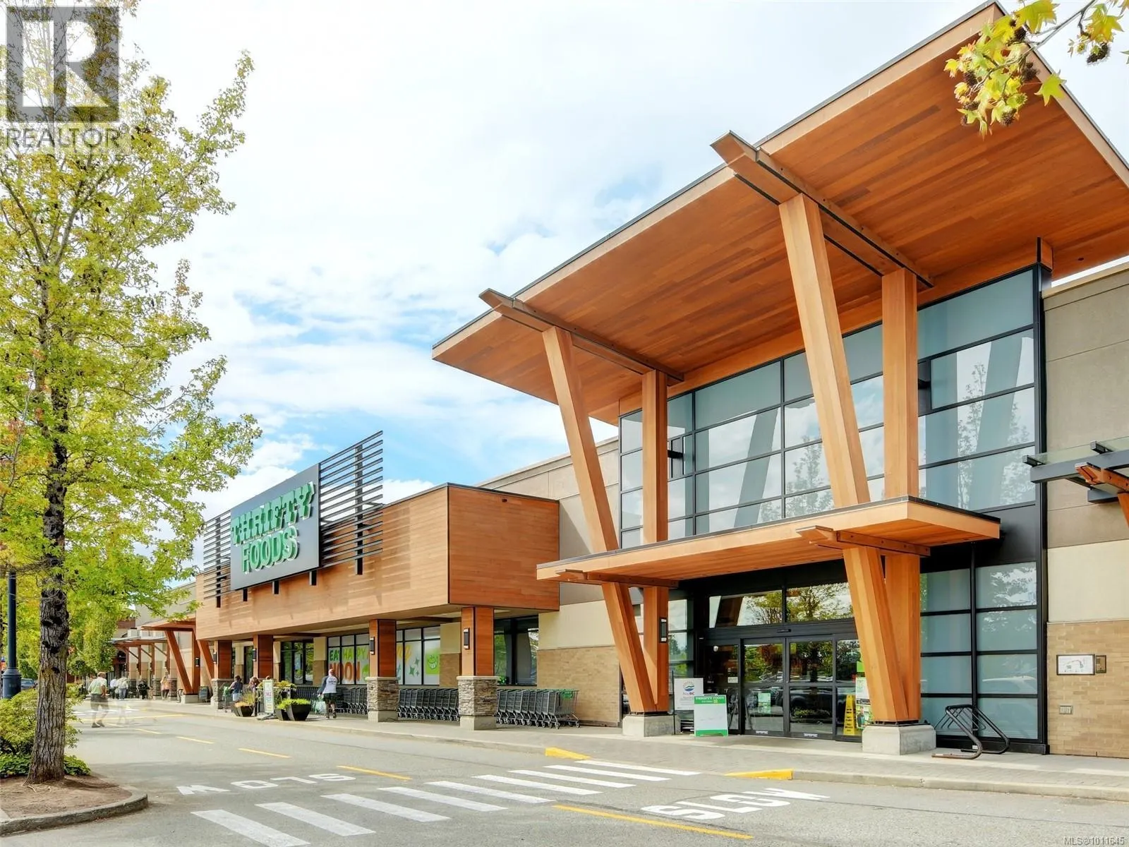 4774 Cordova Bay Rd