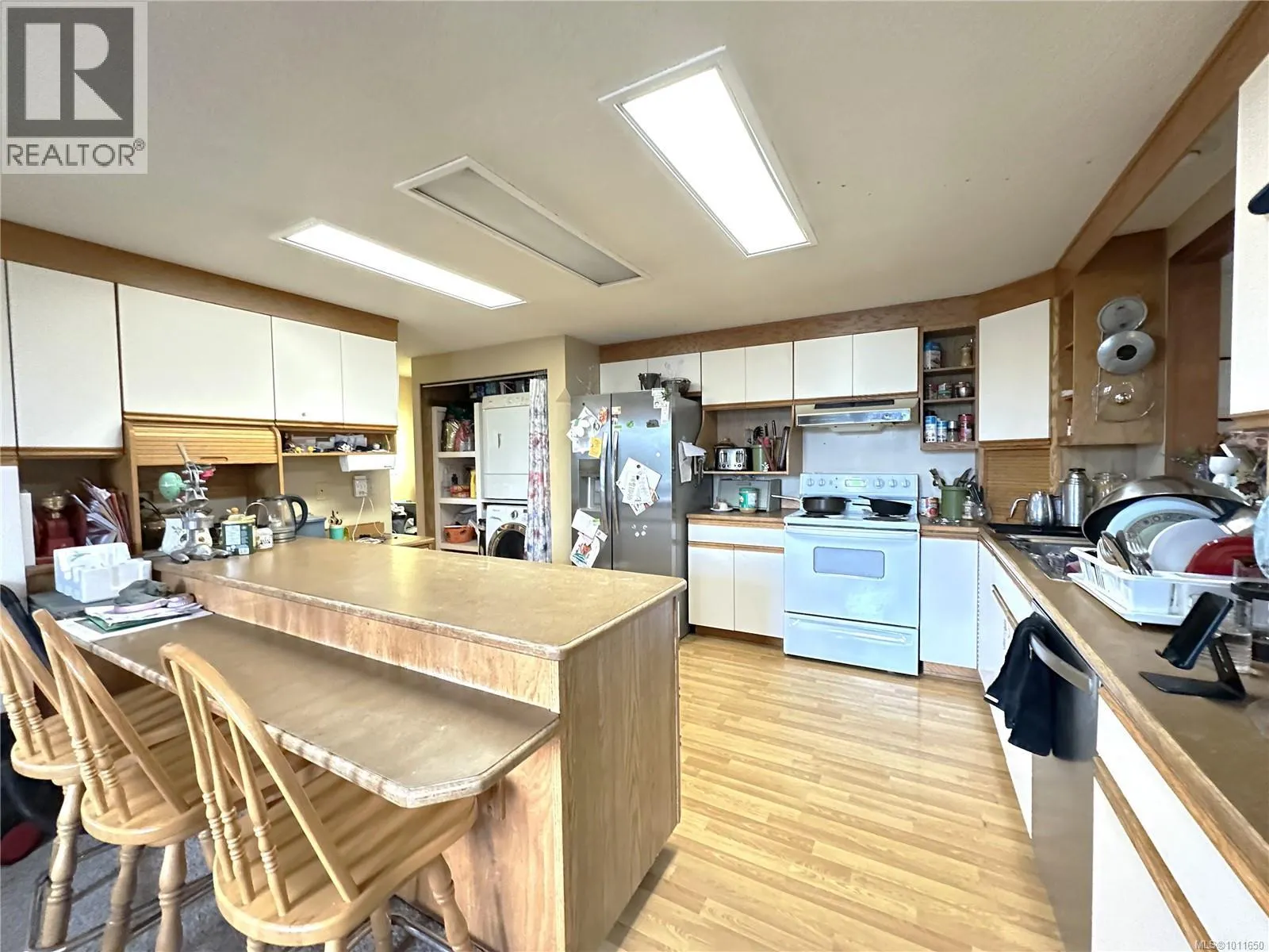 2000 Chelan Cres