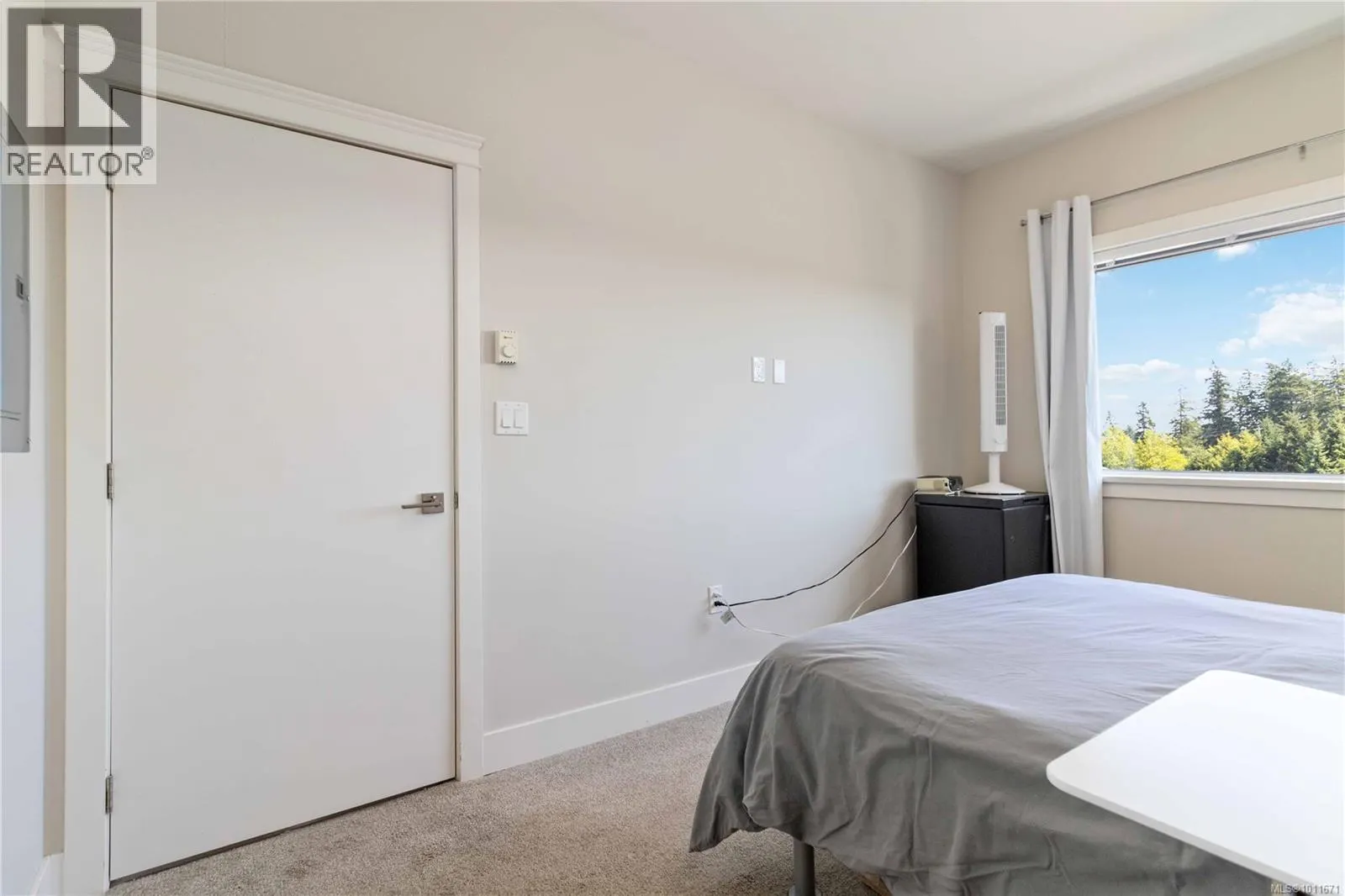 408 1900 Watkiss Way