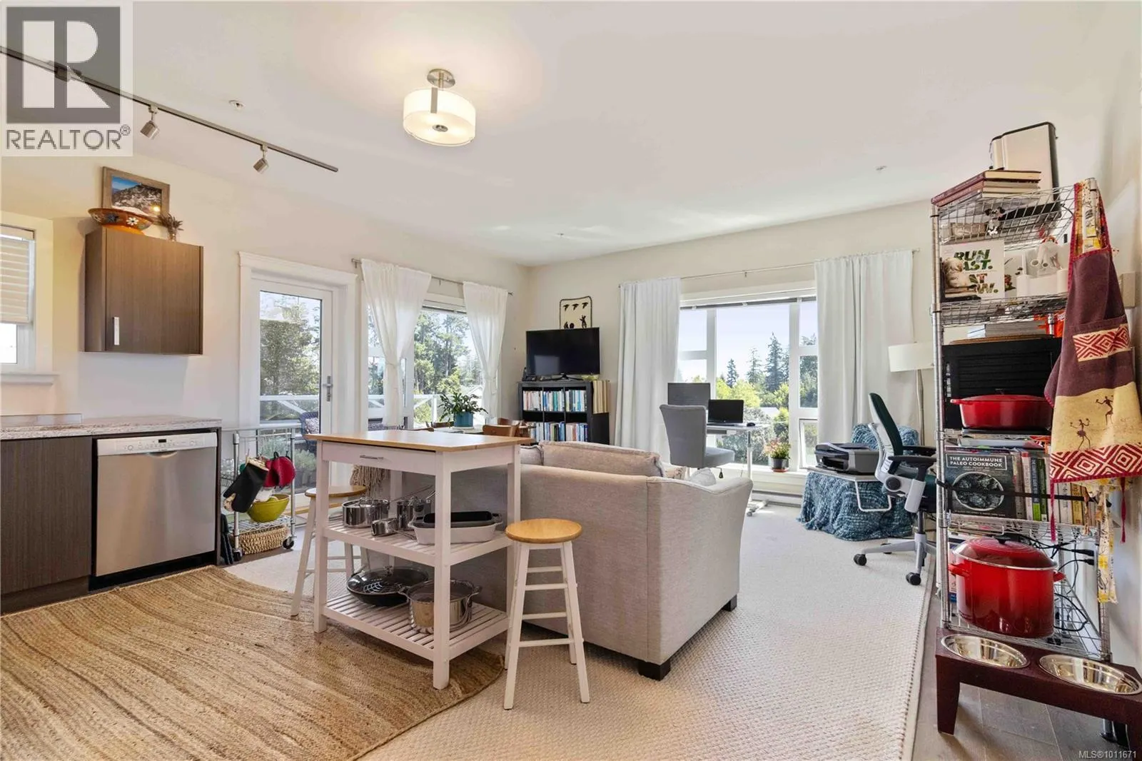 408 1900 Watkiss Way
