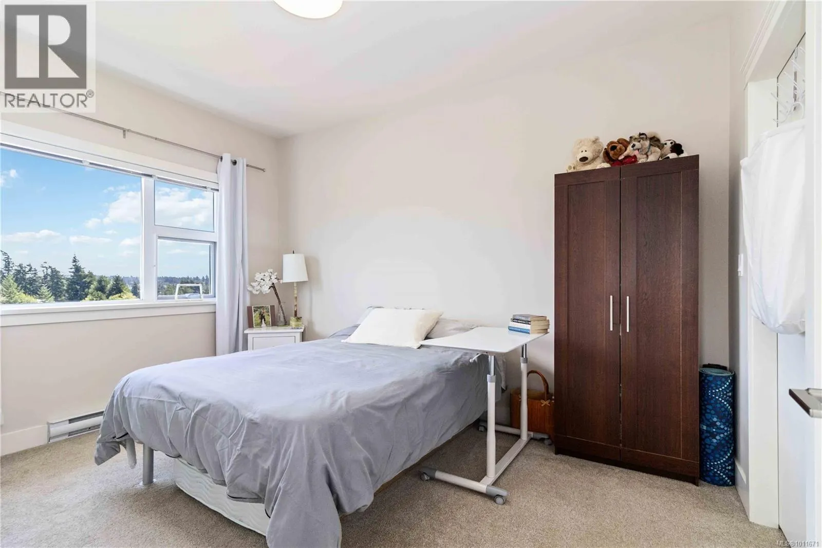 408 1900 Watkiss Way