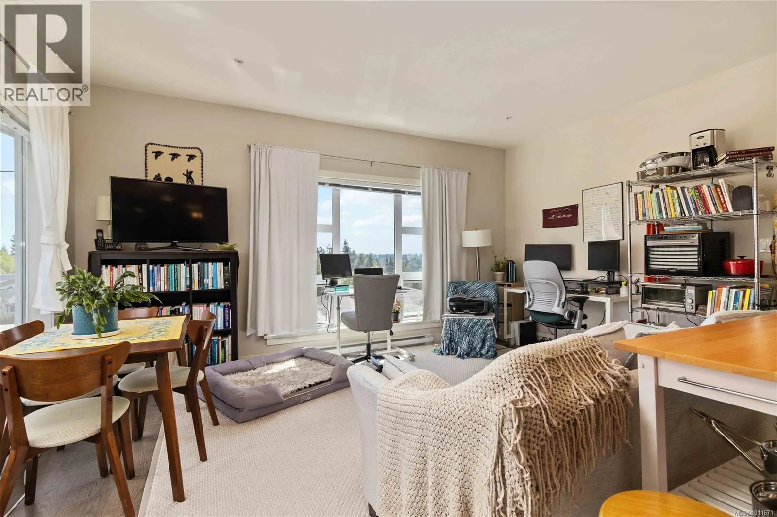 408 1900 Watkiss Way