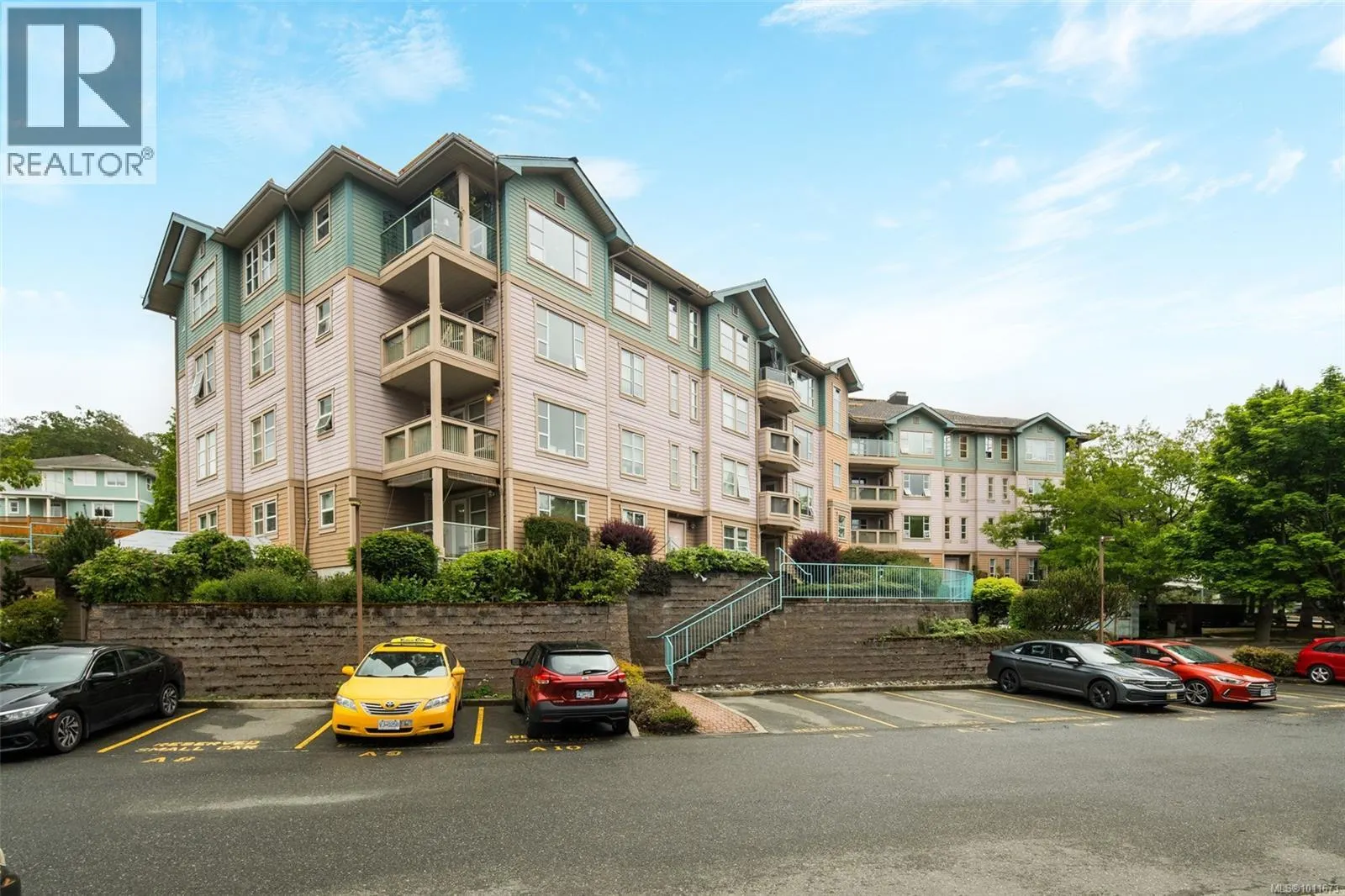 306 799 Blackberry Rd