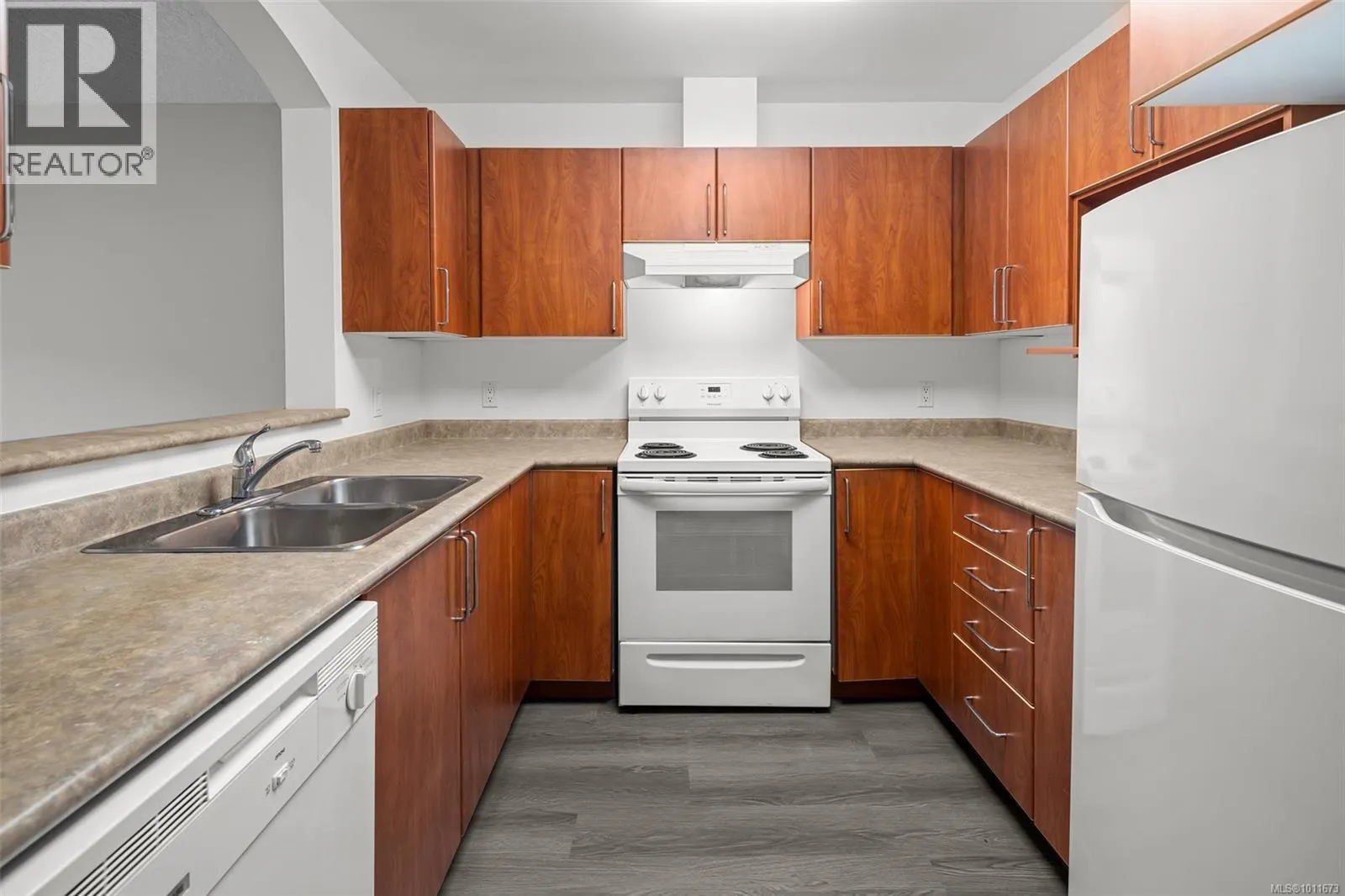 306 799 Blackberry Rd