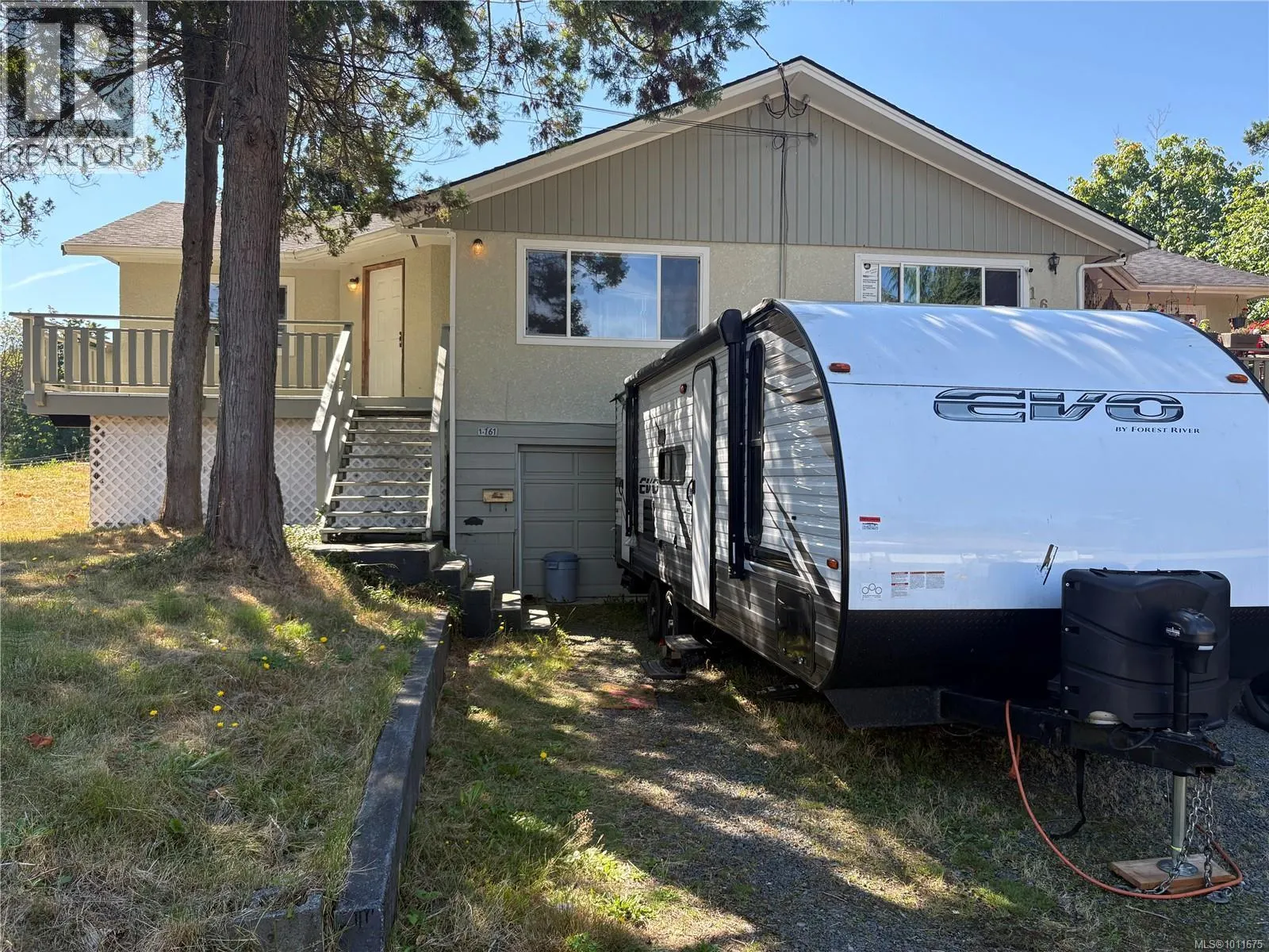 161 Lonsdale Cres