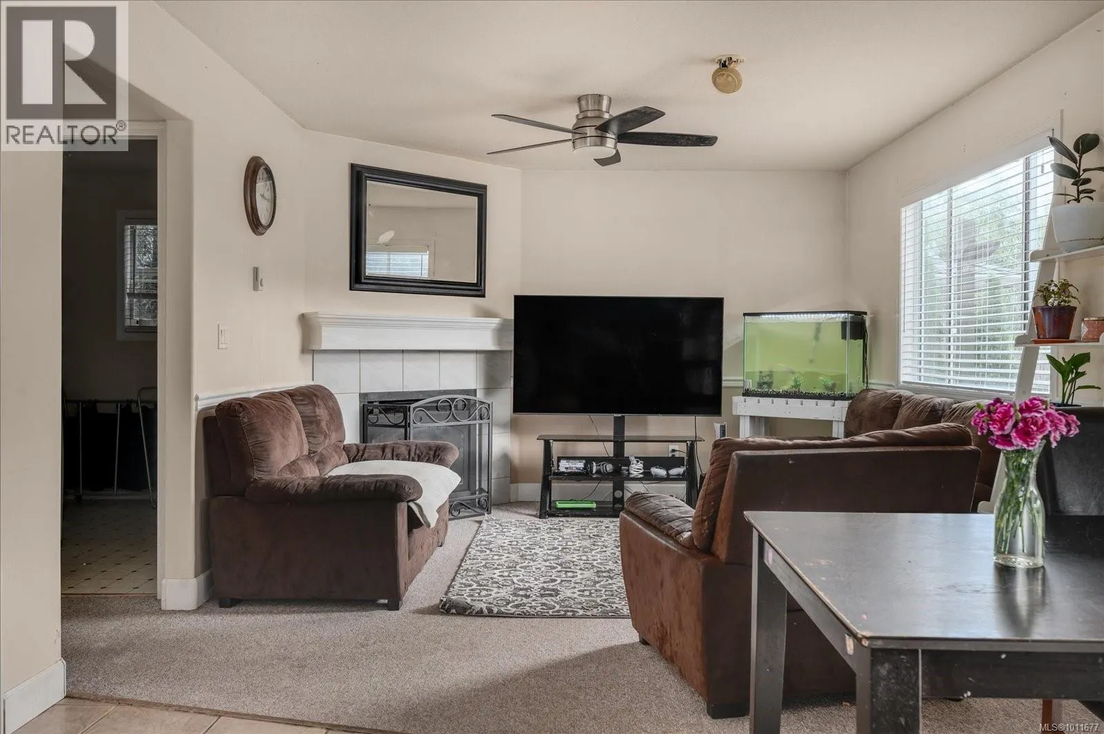 5024 Rheanna Pl