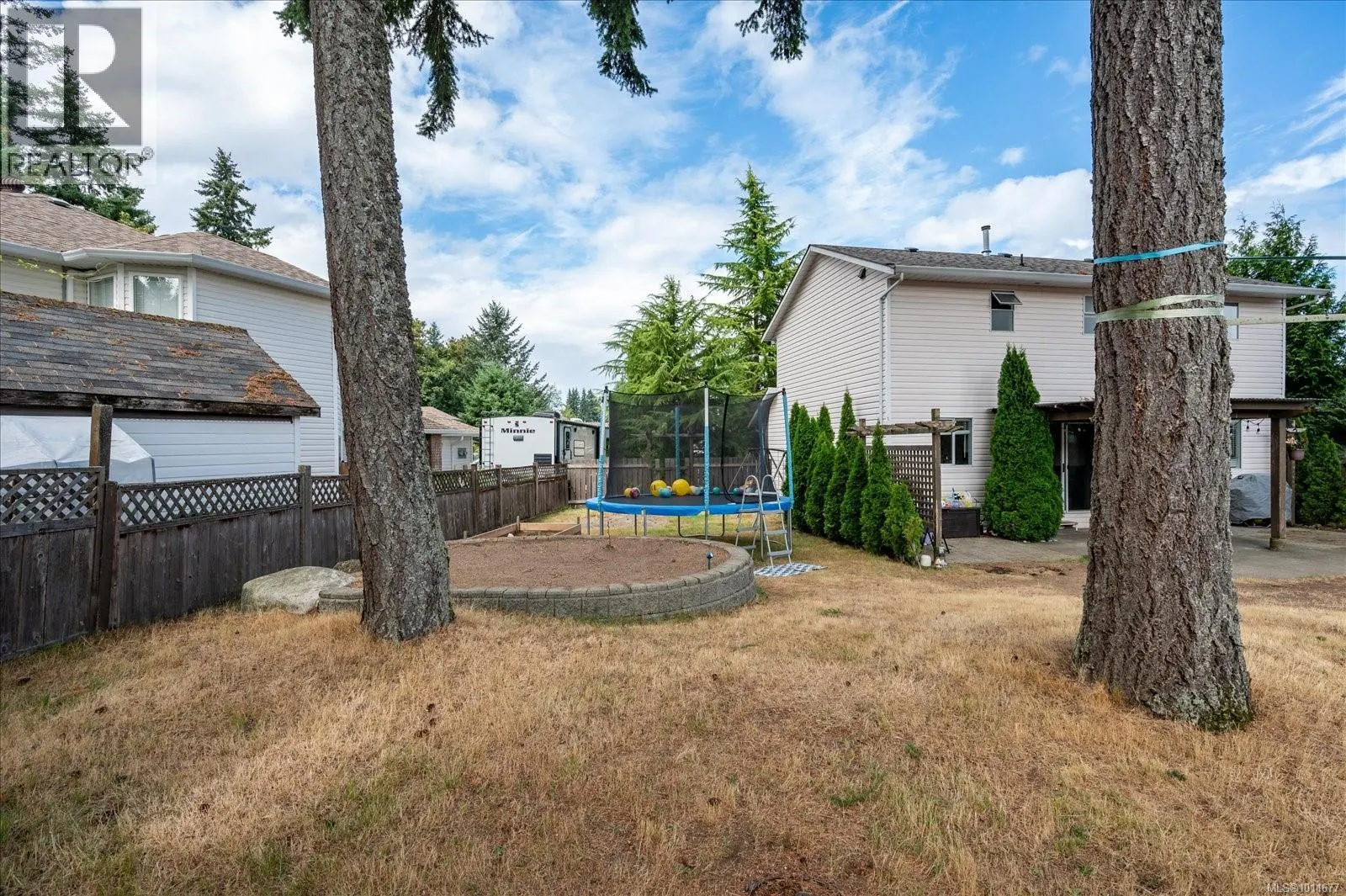 5024 Rheanna Pl