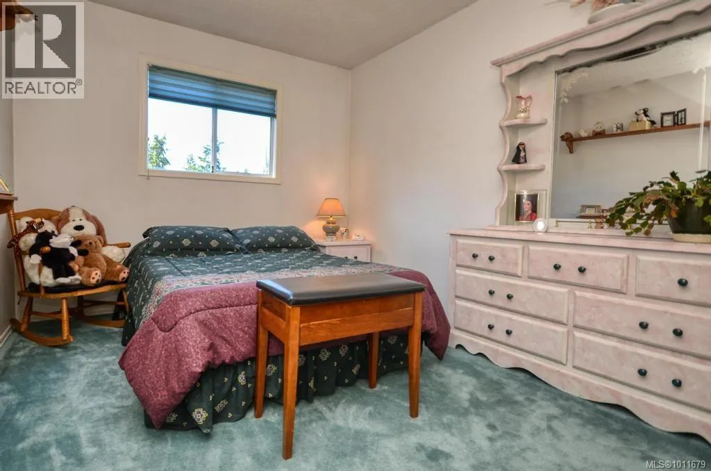 2540 Toth Pl