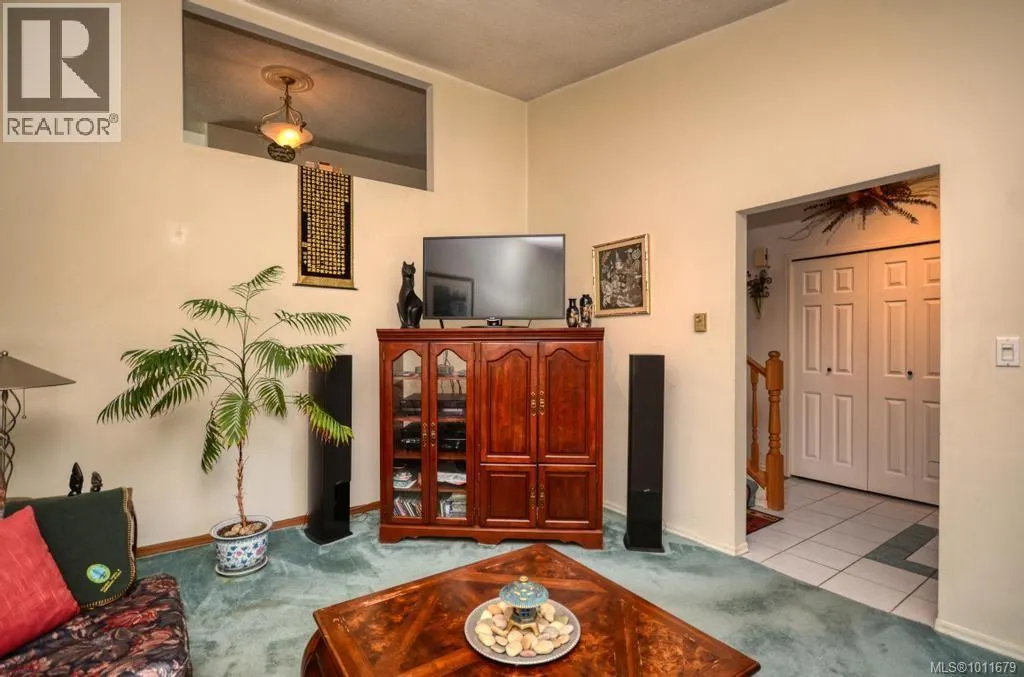 2540 Toth Pl
