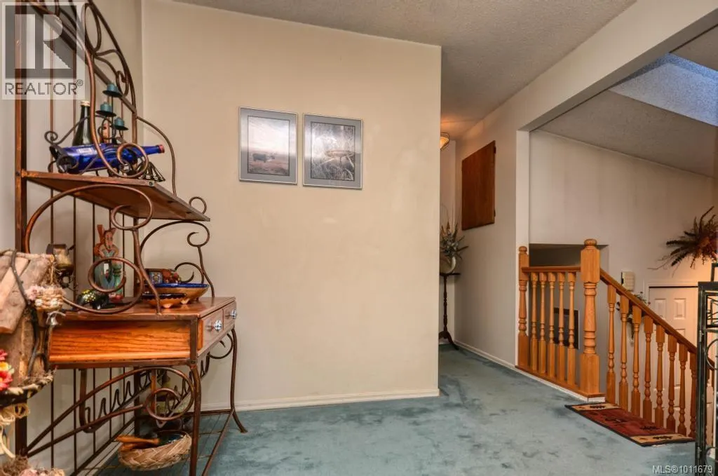 2540 Toth Pl
