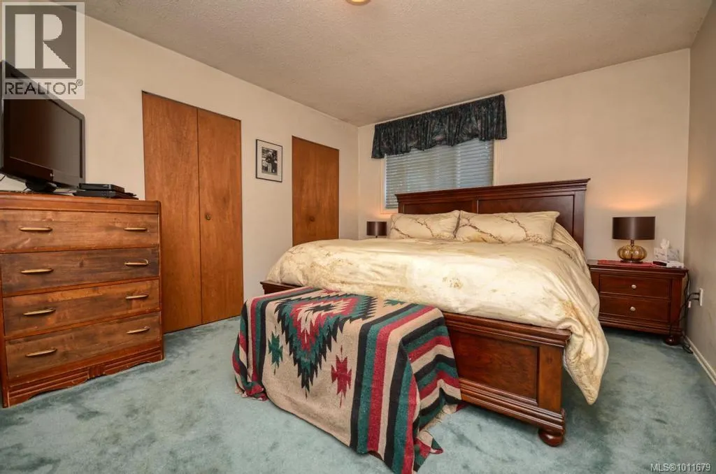 2540 Toth Pl