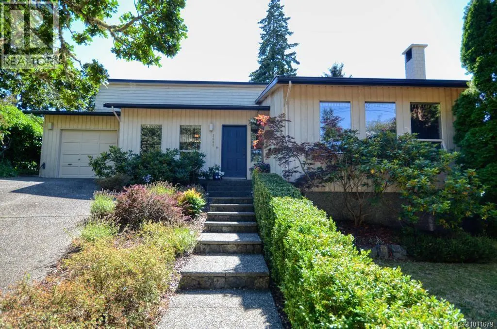 2540 Toth Pl