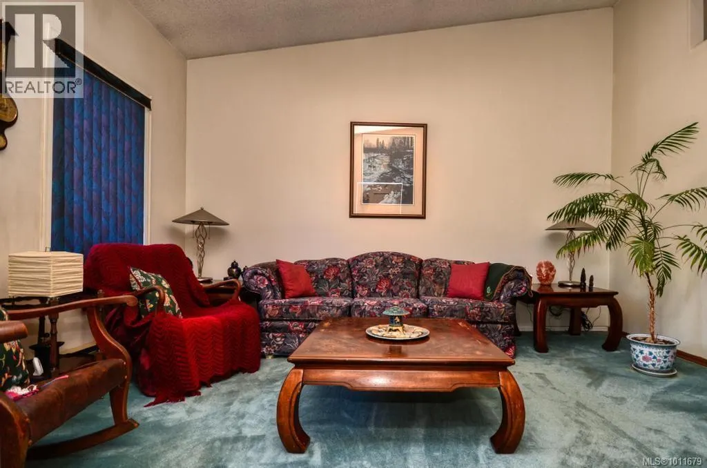 2540 Toth Pl