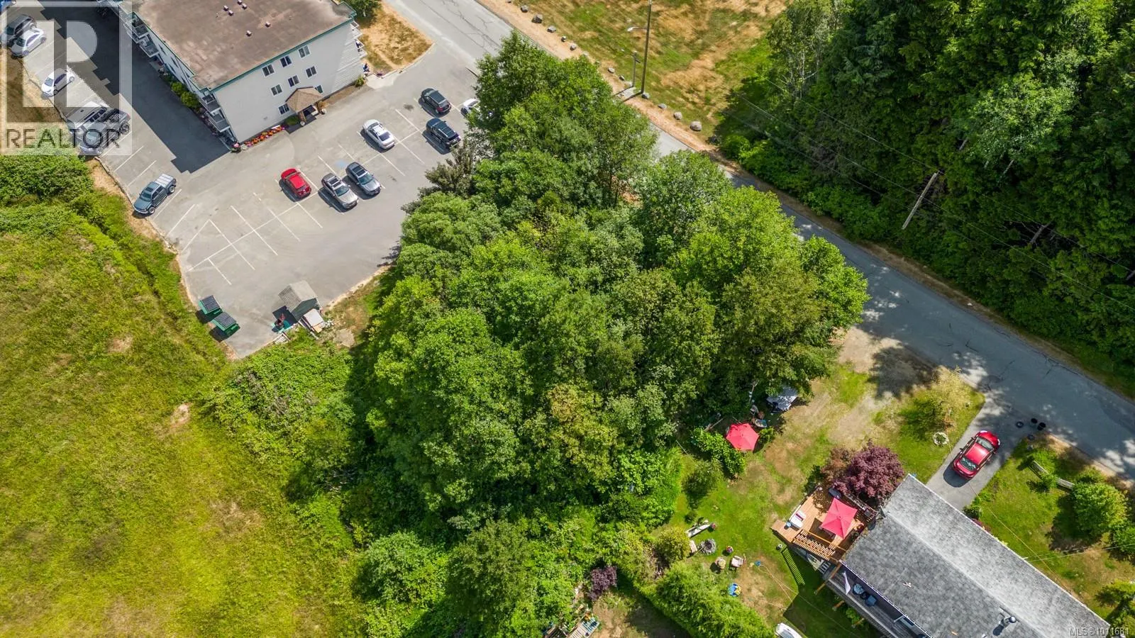 581 MacMillan Dr