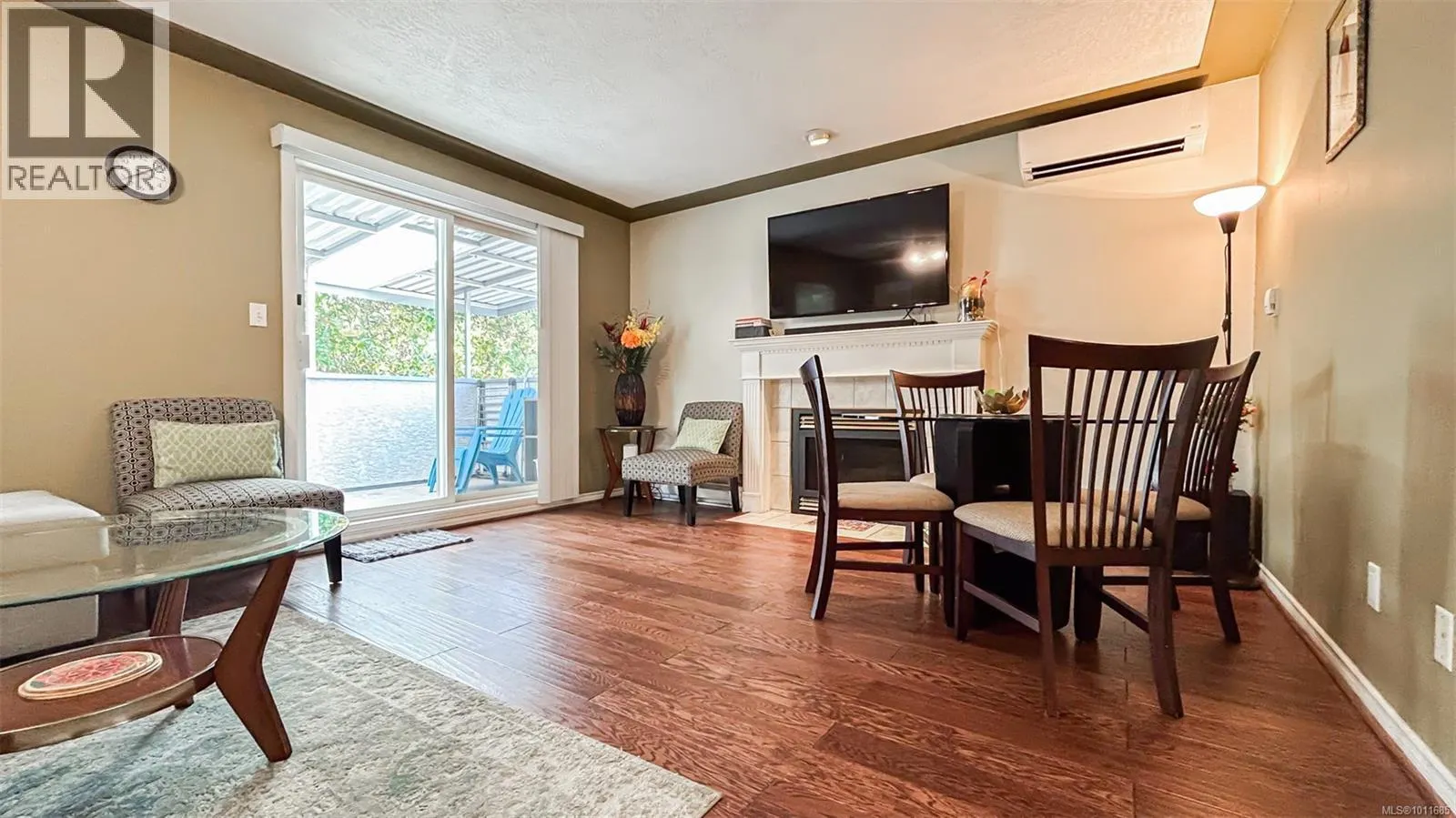 1988 McTavish Rd