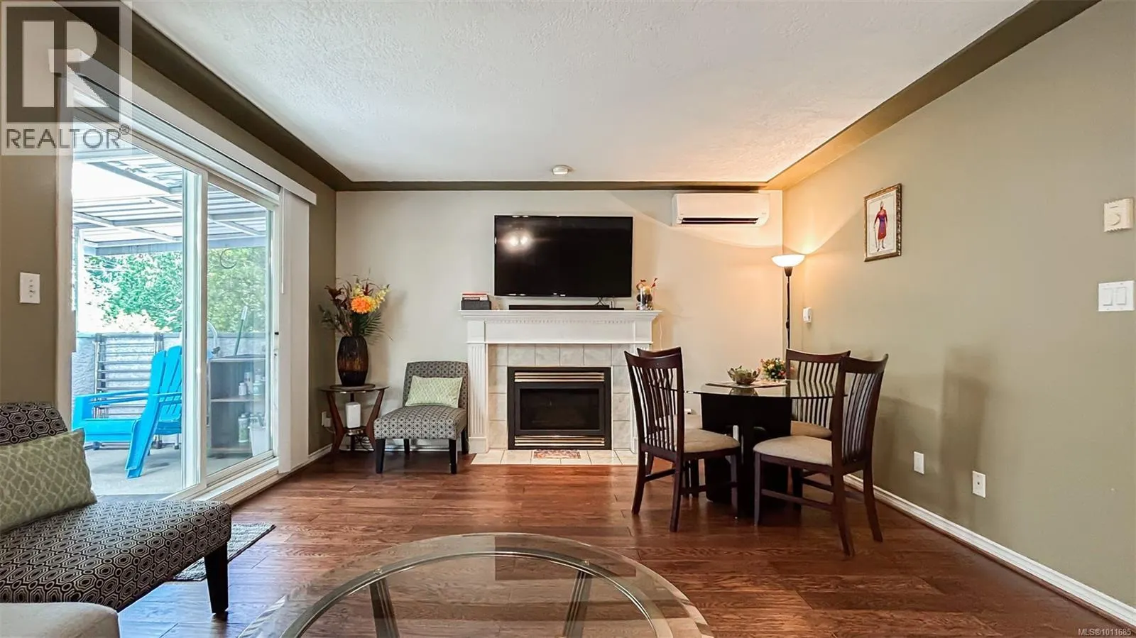 1988 McTavish Rd