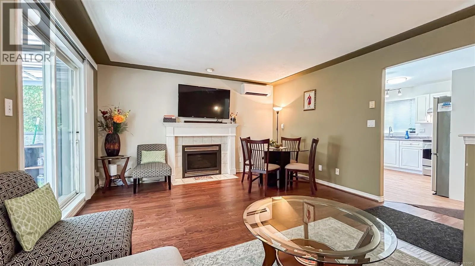 1988 McTavish Rd