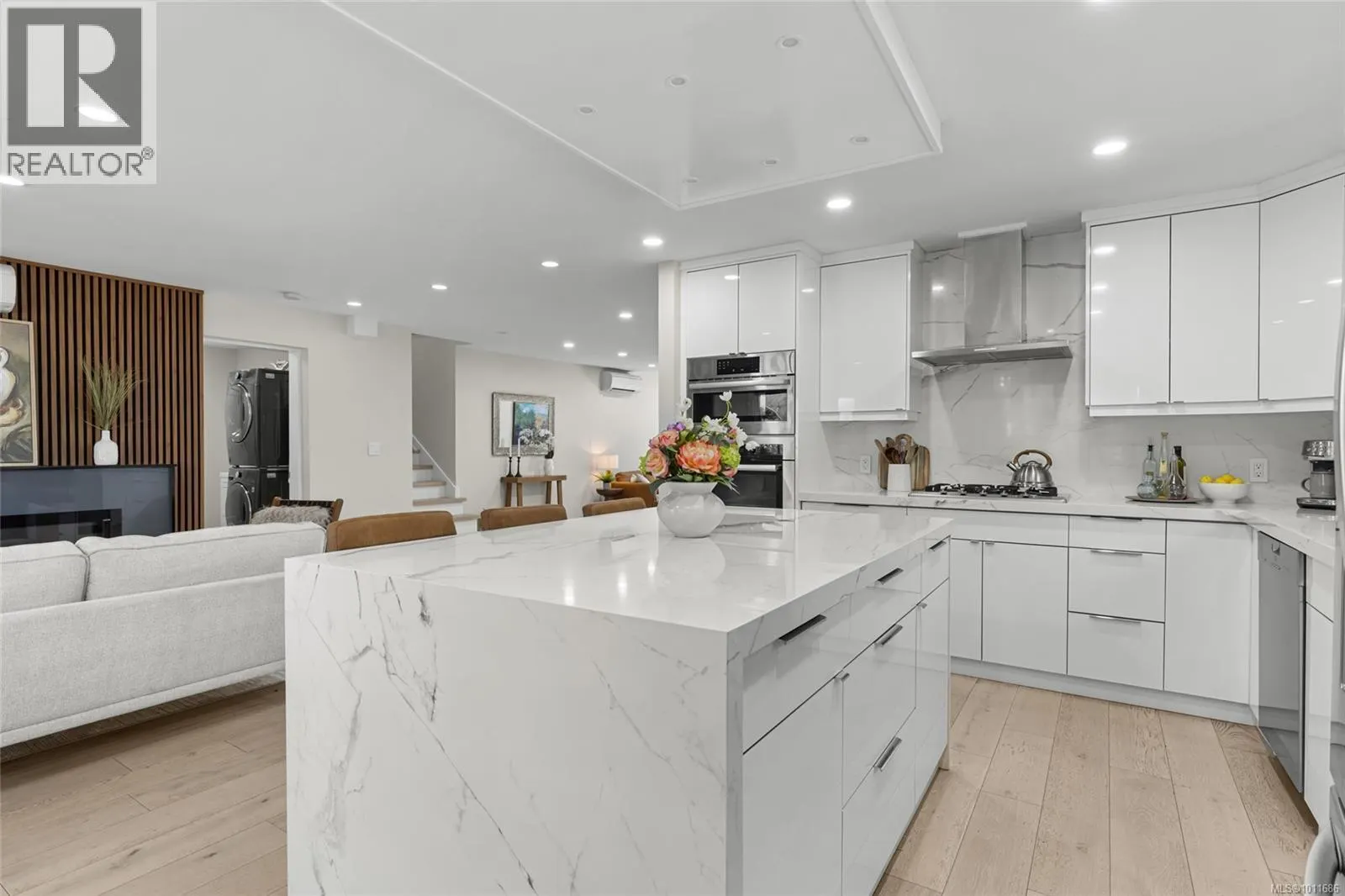 4238 Hayden Crt