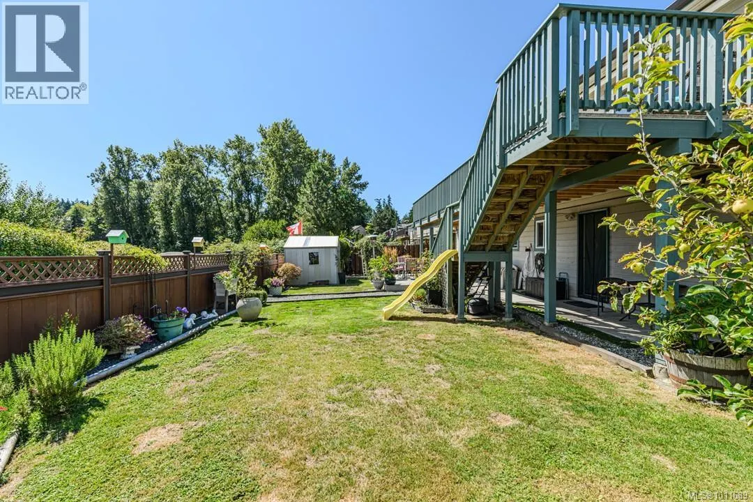 128 Paddock Pl
