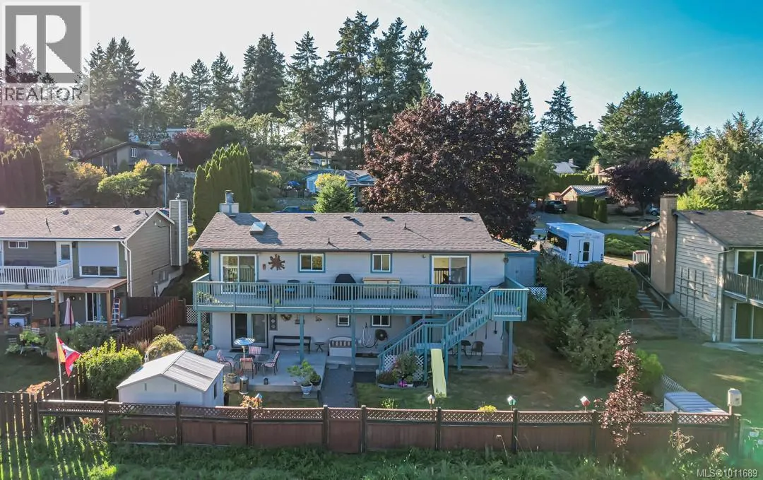 128 Paddock Pl