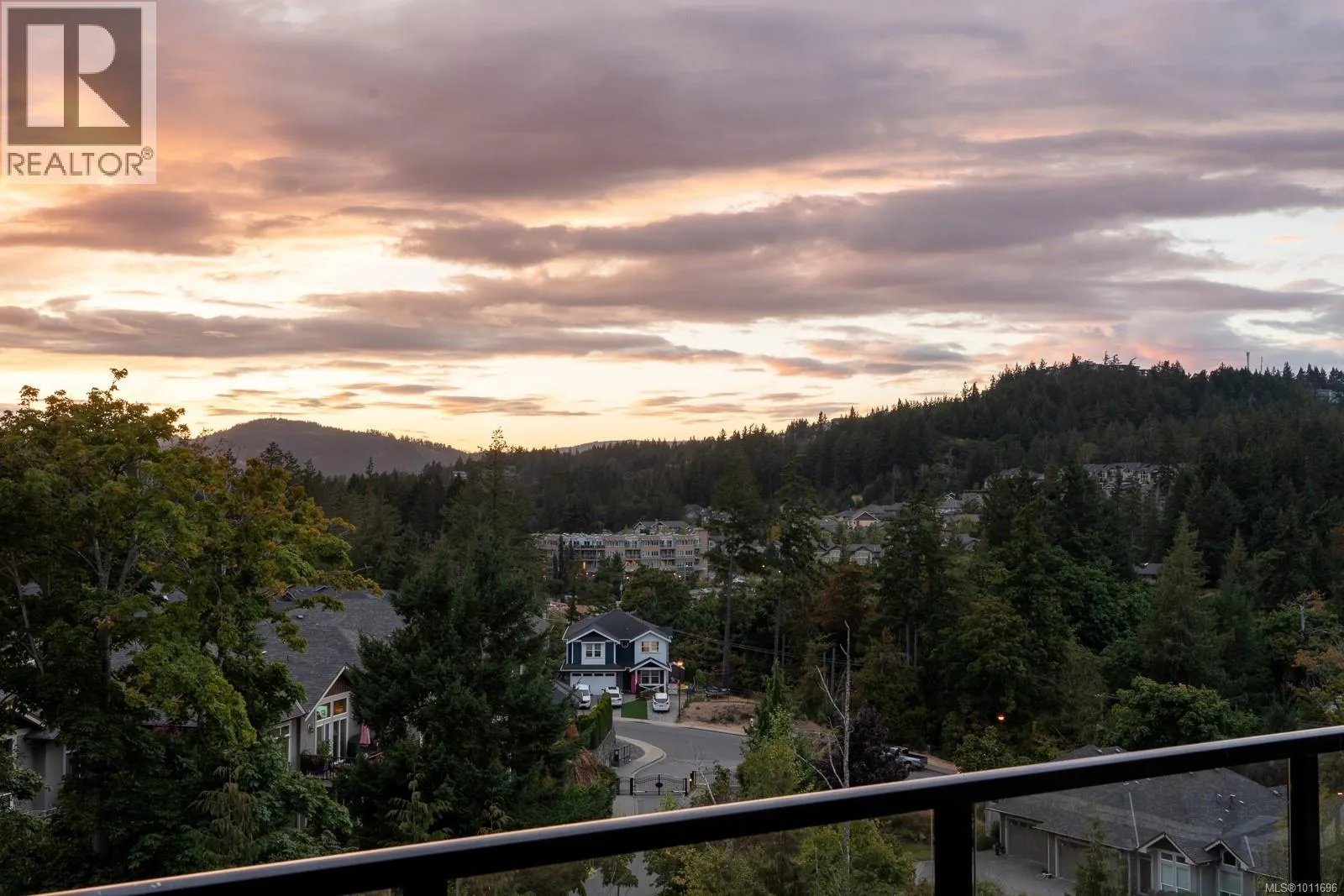 3630 Ridge View Terr