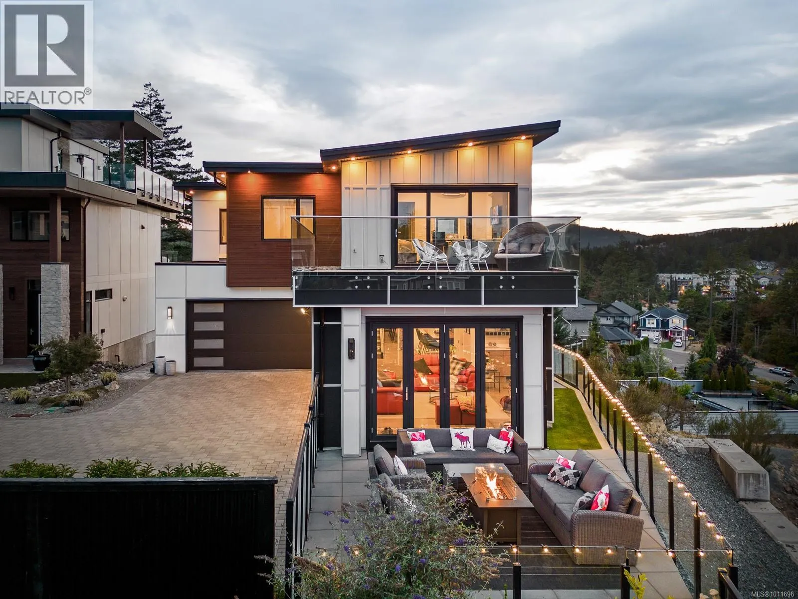 3630 Ridge View Terr