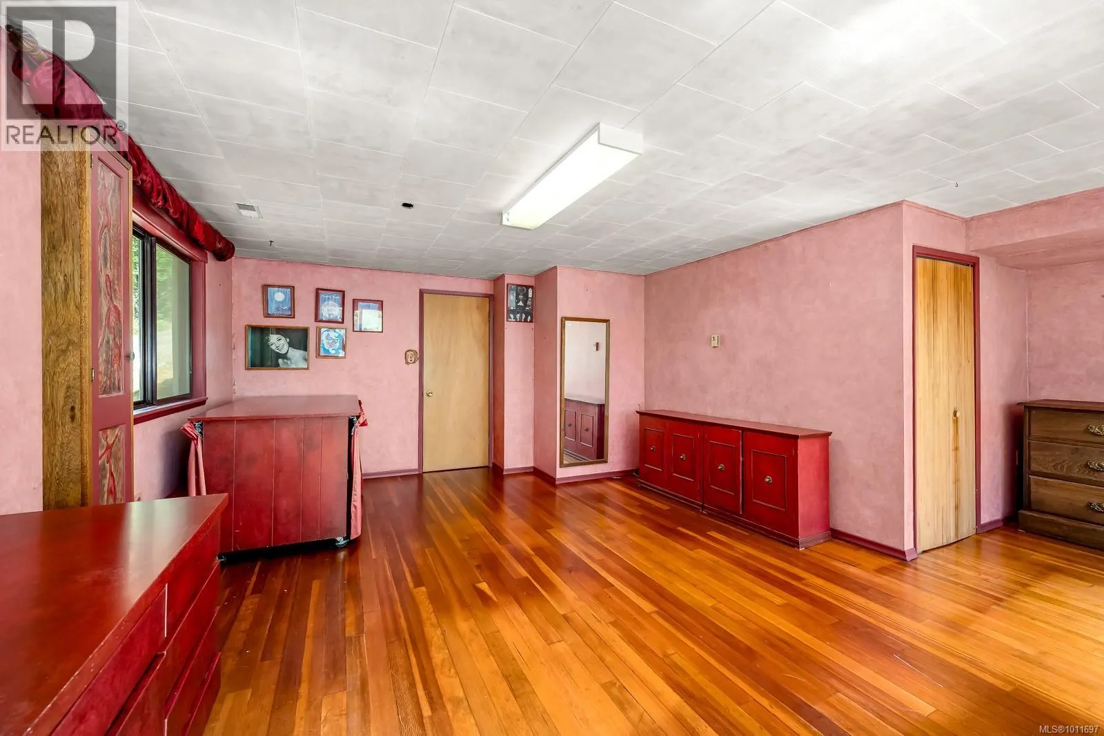 3395 Lacon Rd