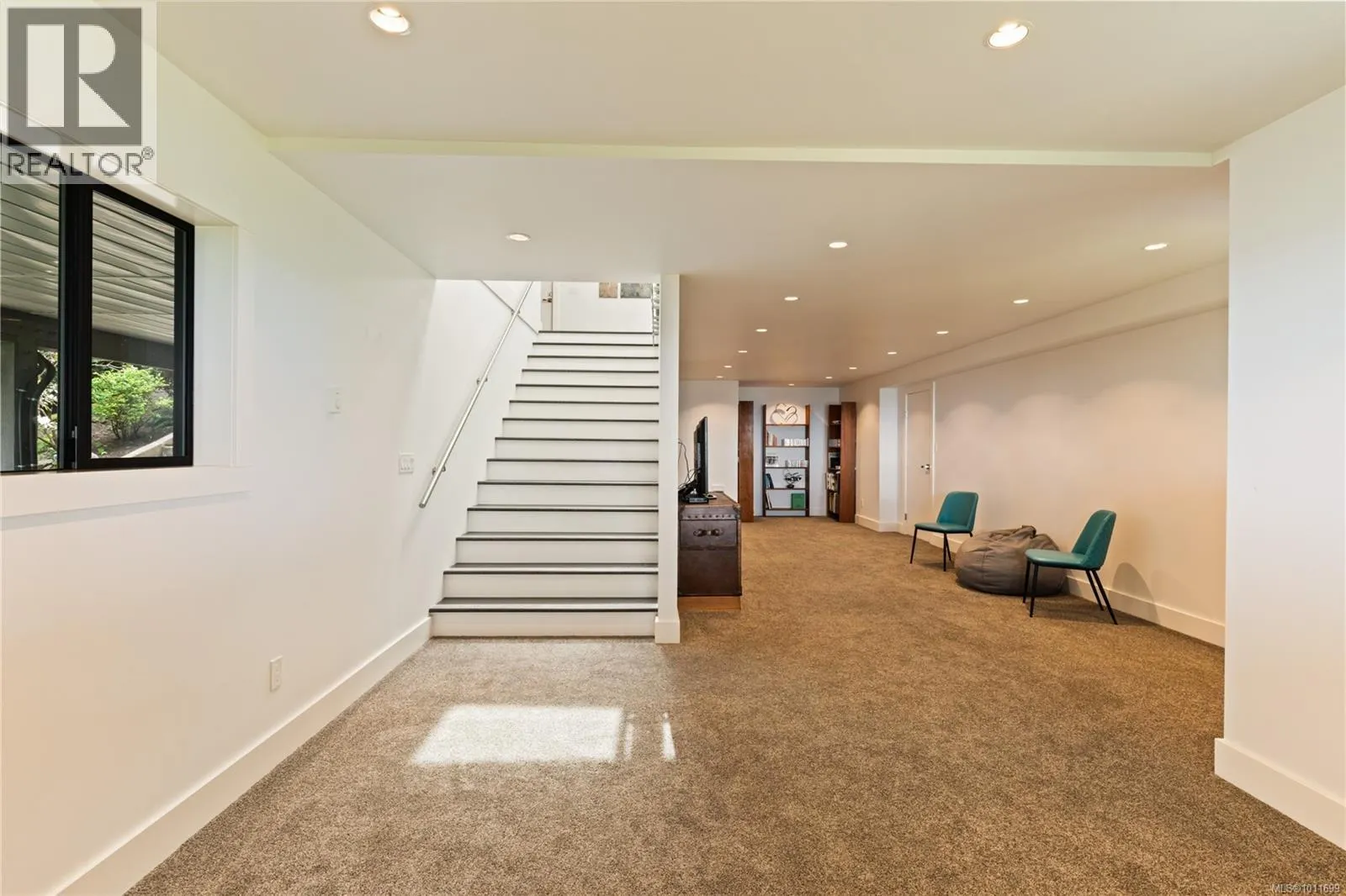 8853 Park Pacific Terr