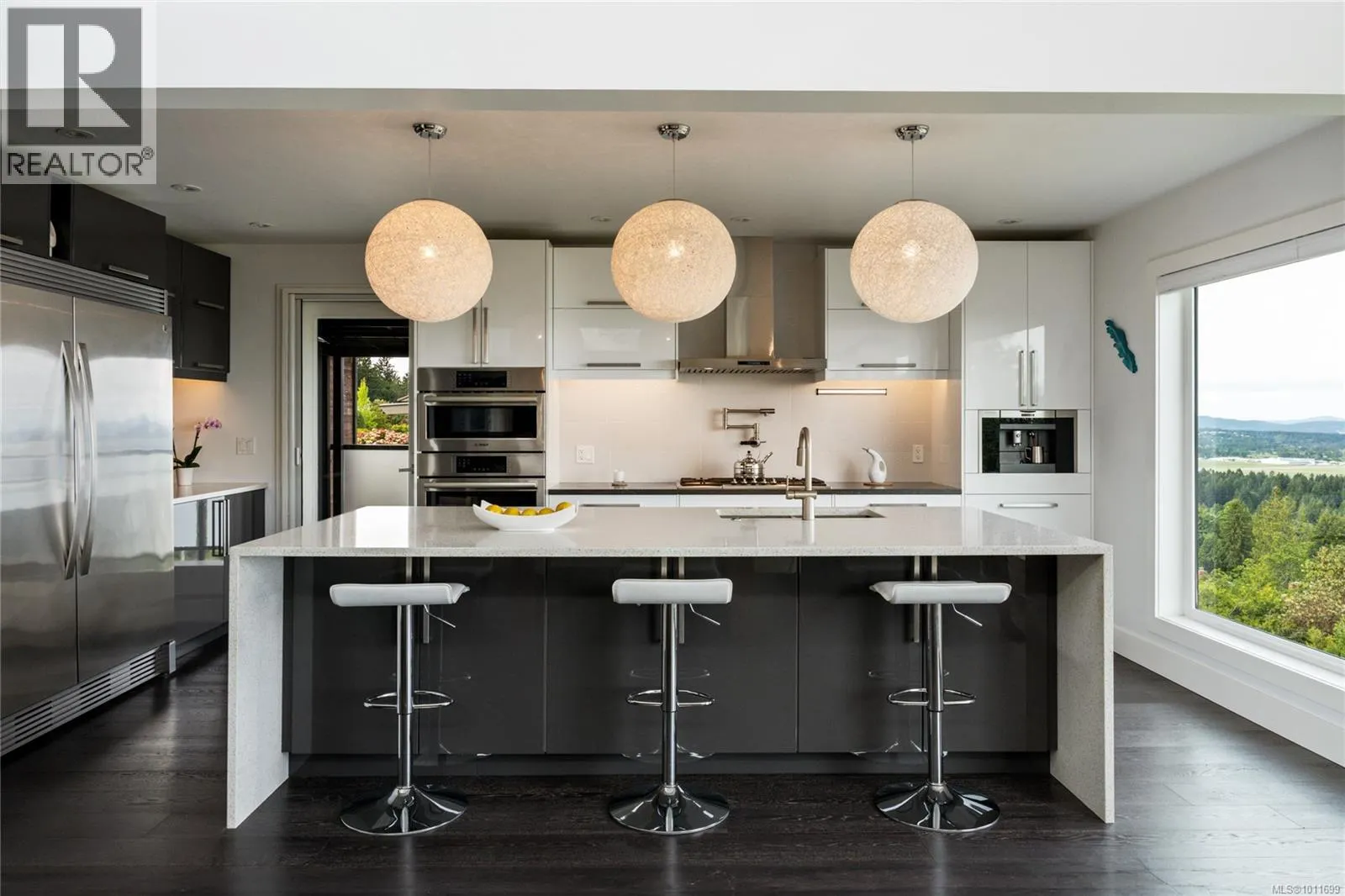 8853 Park Pacific Terr