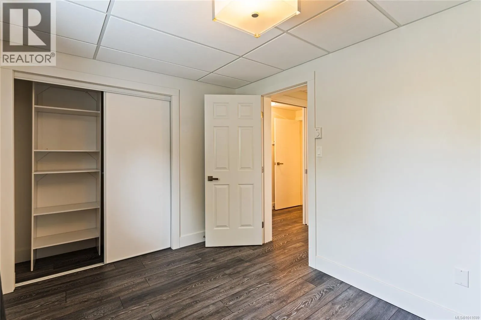 8853 Park Pacific Terr