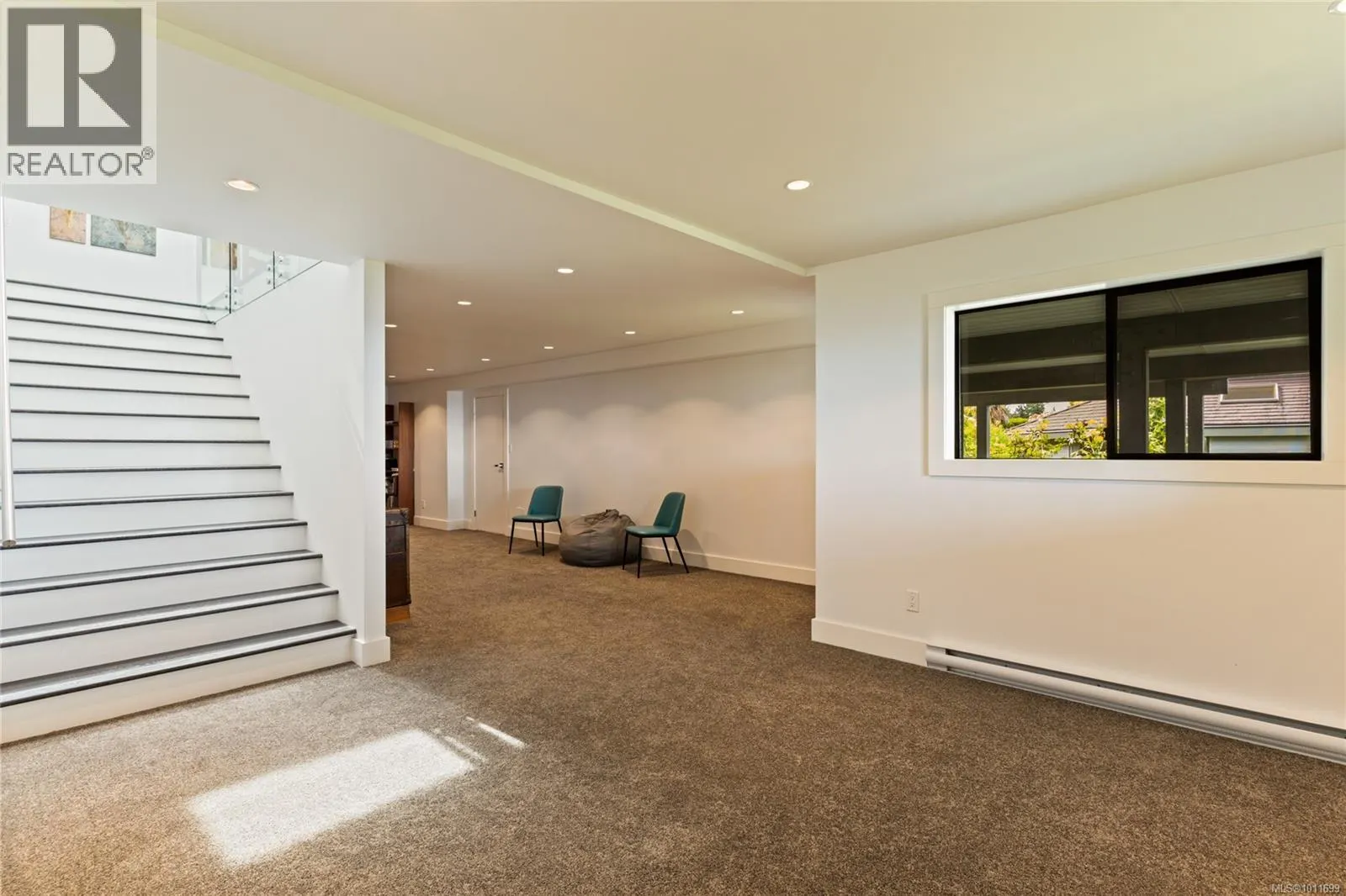 8853 Park Pacific Terr
