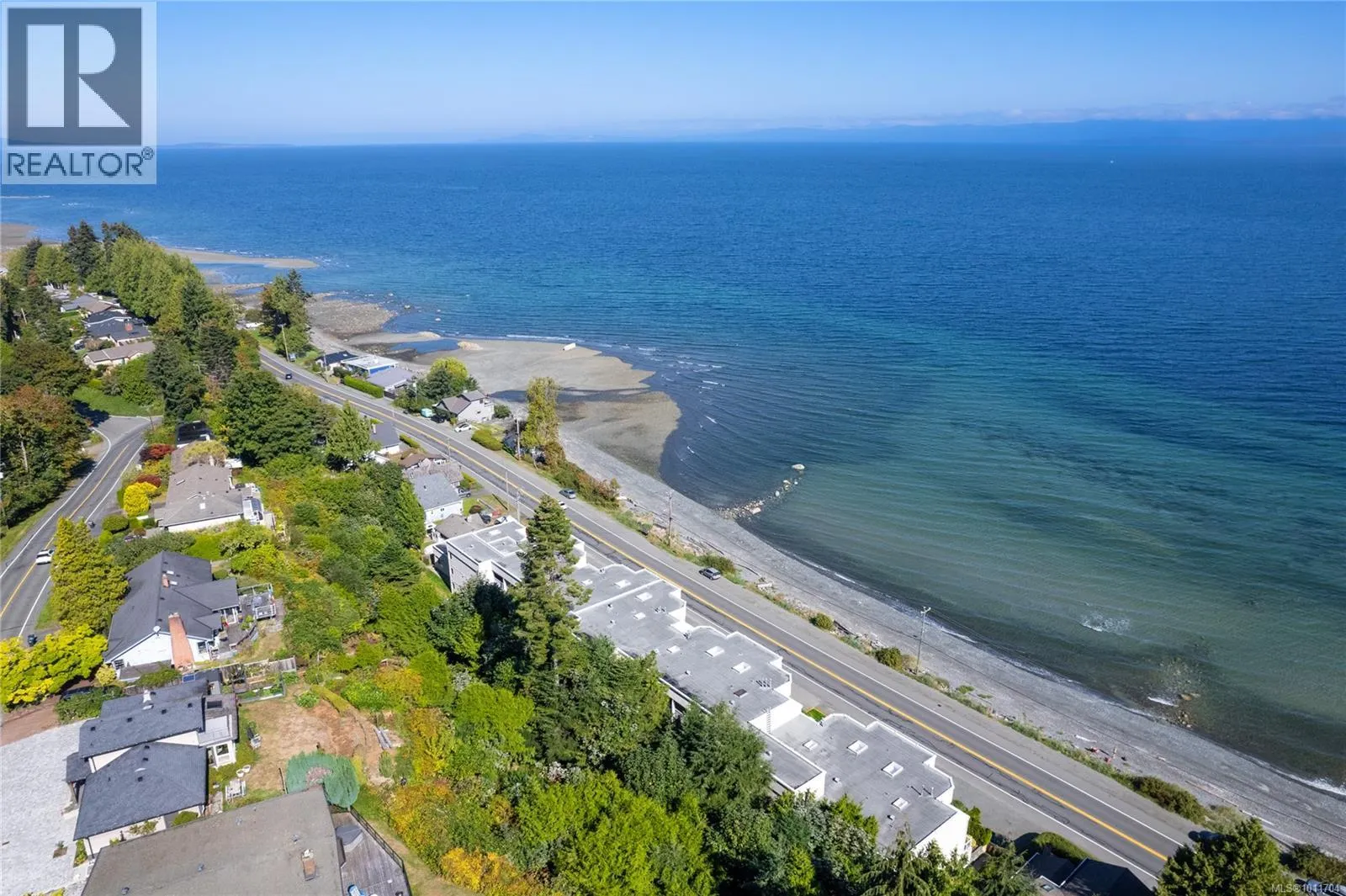 103 3156 Island Hwy W